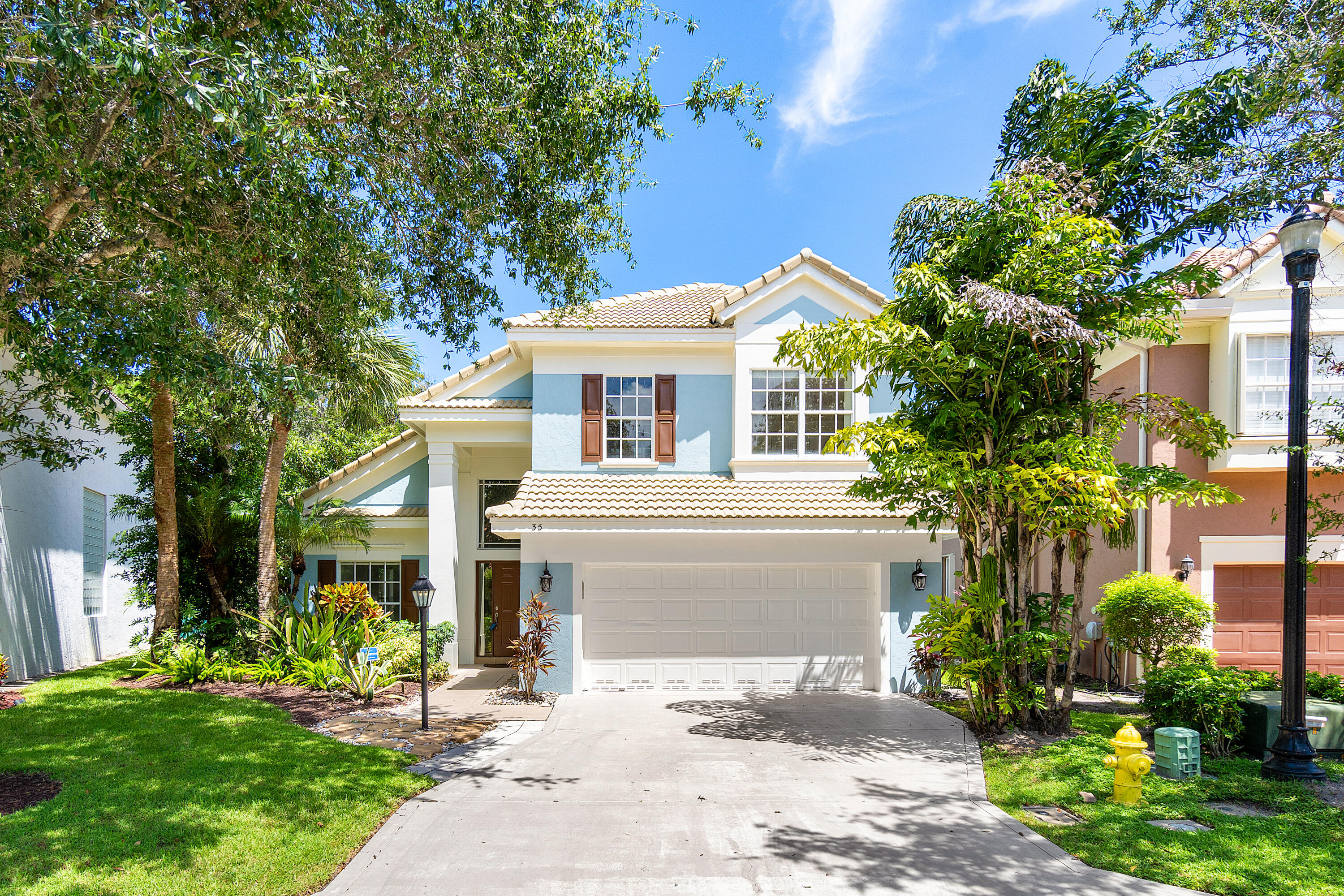 35 Princewood Lane