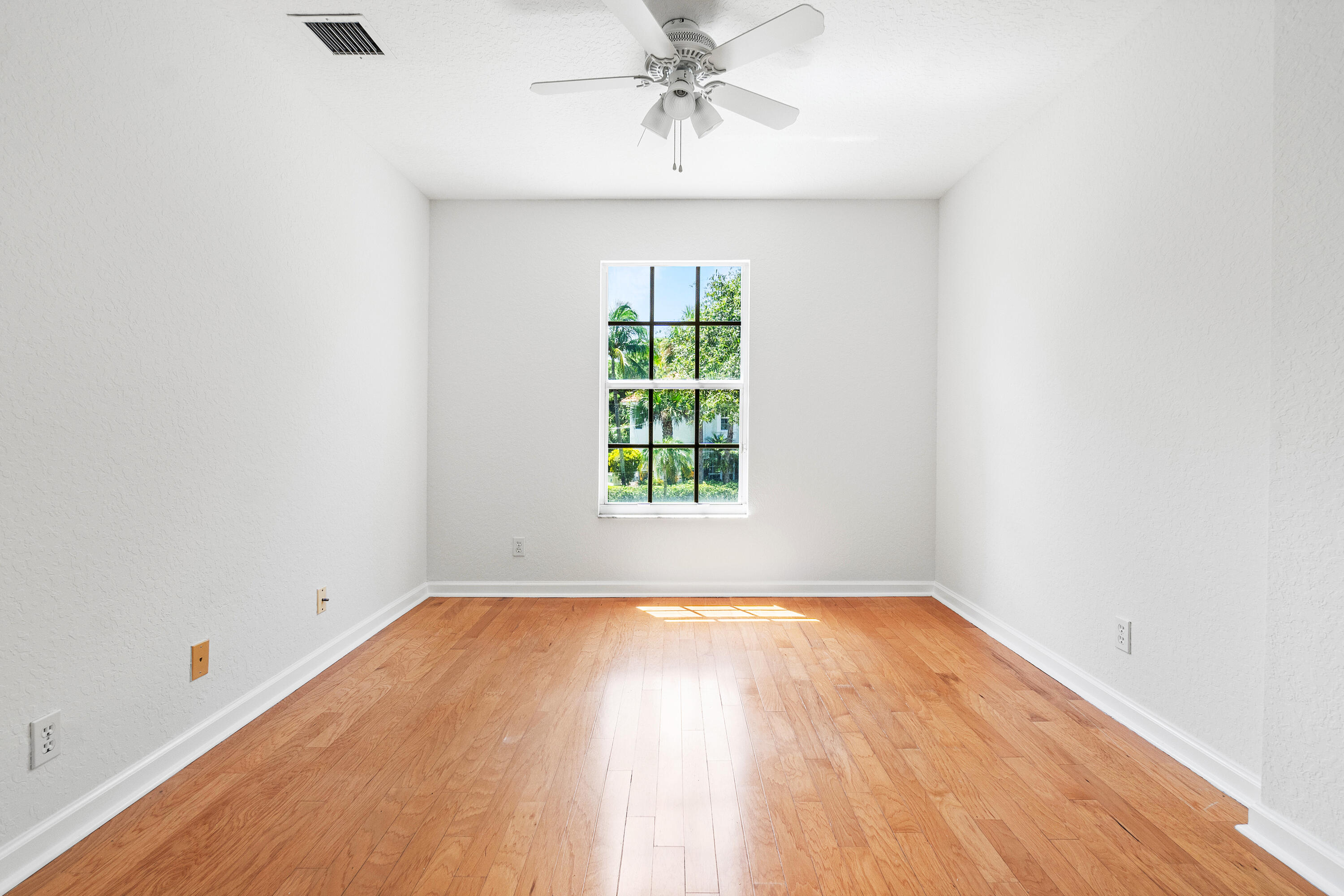 35 Princewood Lane