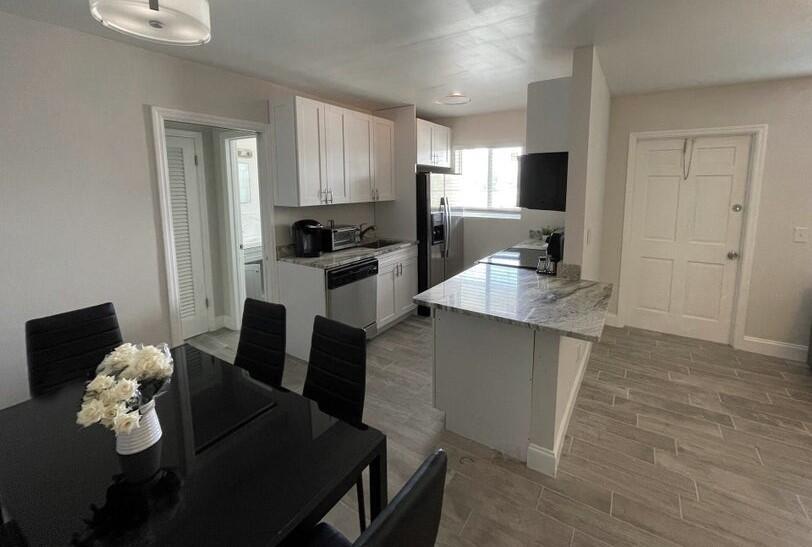 115 SW 1st Avenue 8