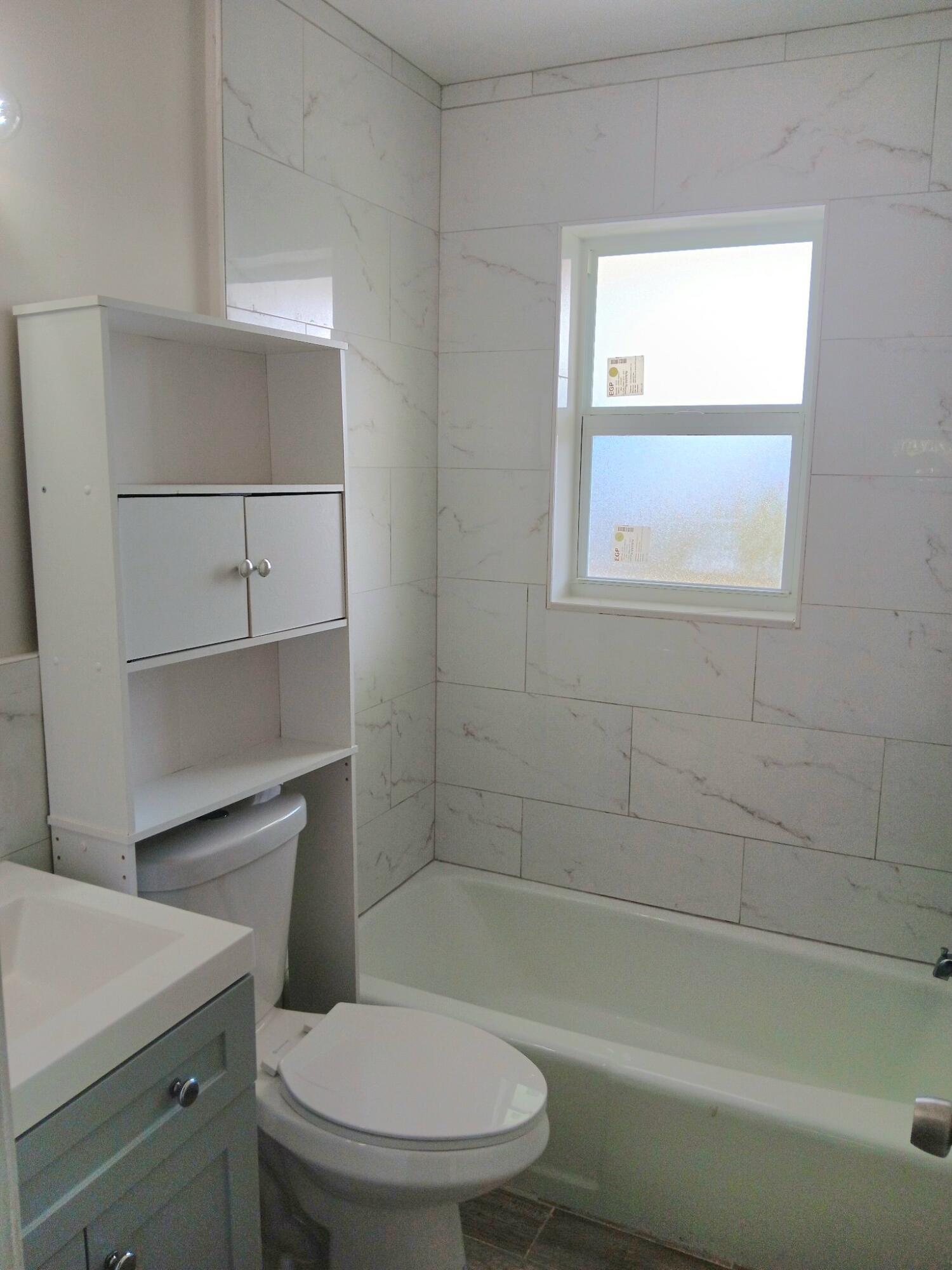 115 SW 1st Avenue 8