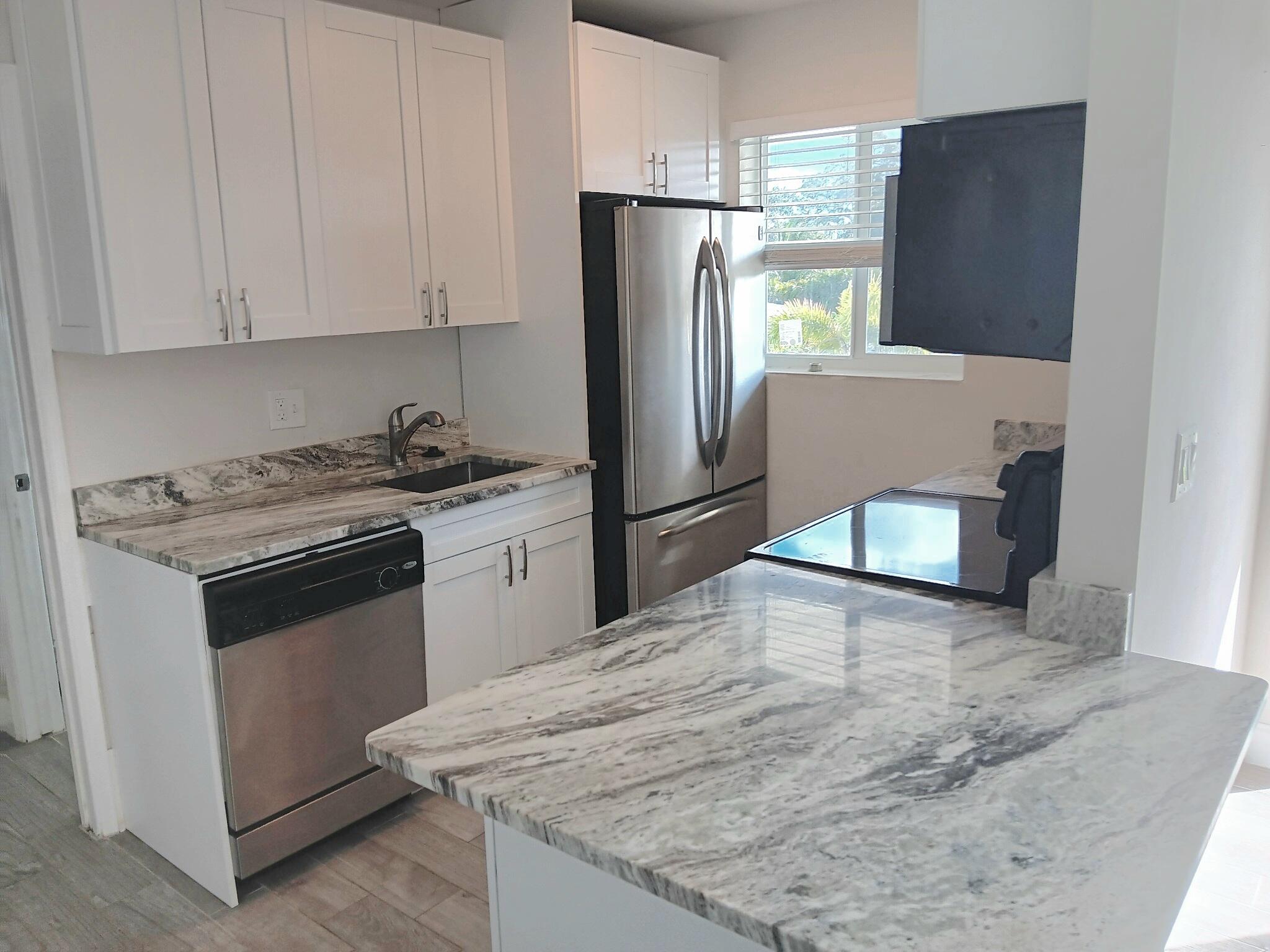 115 SW 1st Avenue 8