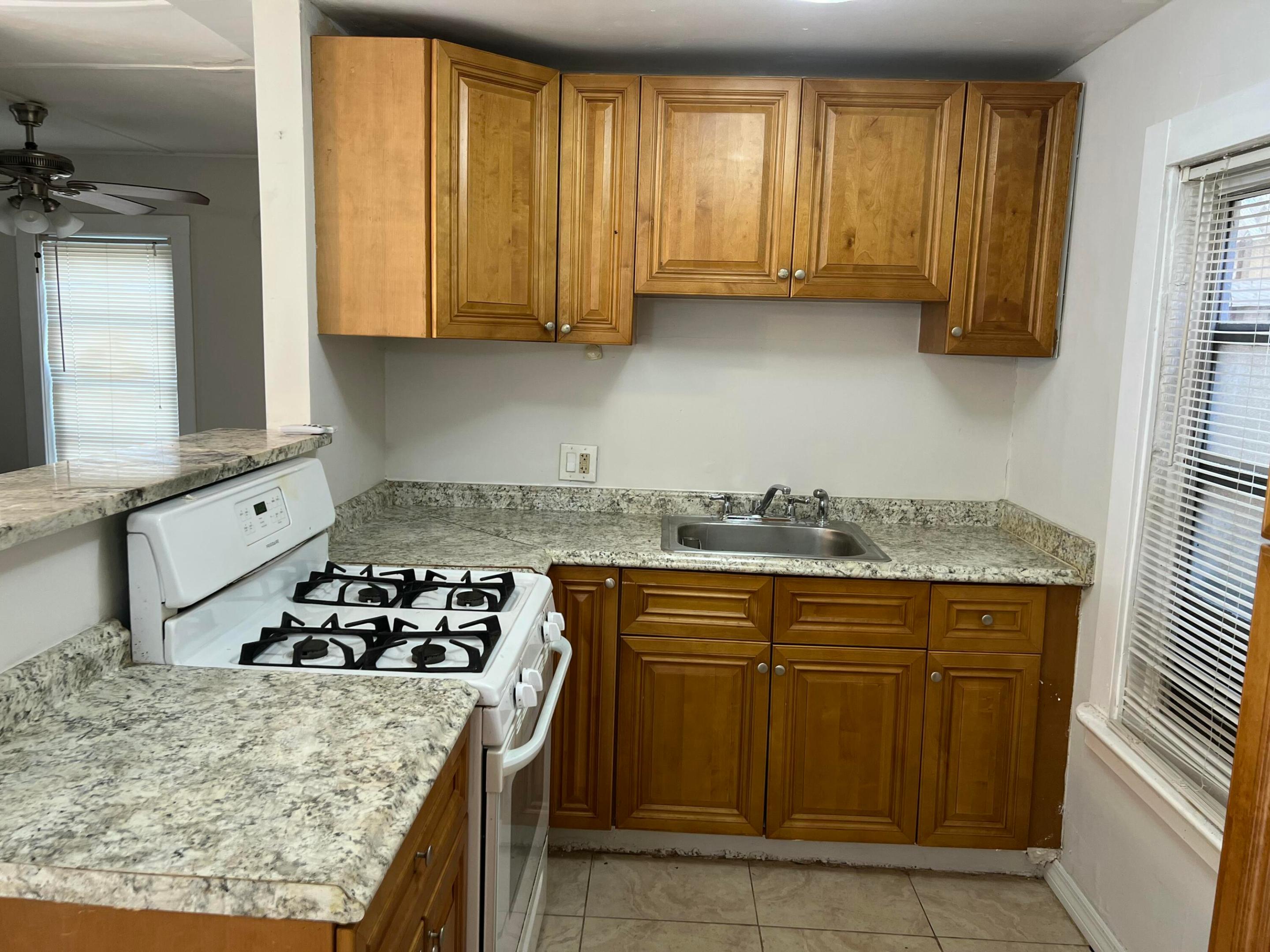 333 Walton Boulevard 5