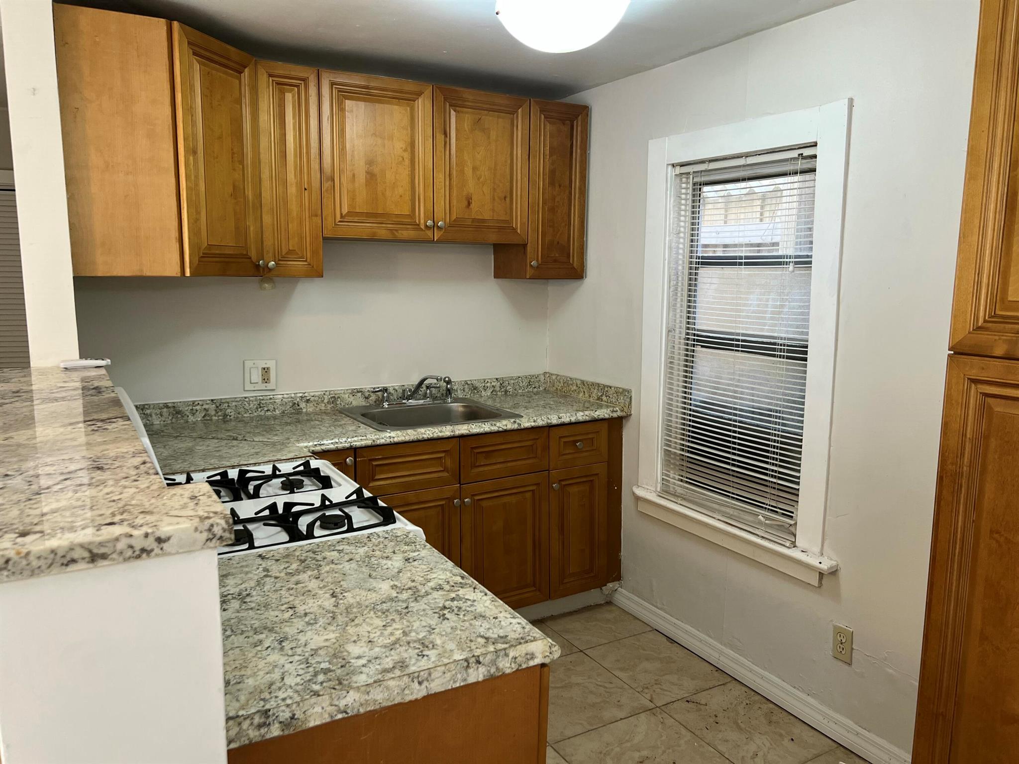 333 Walton Boulevard 5