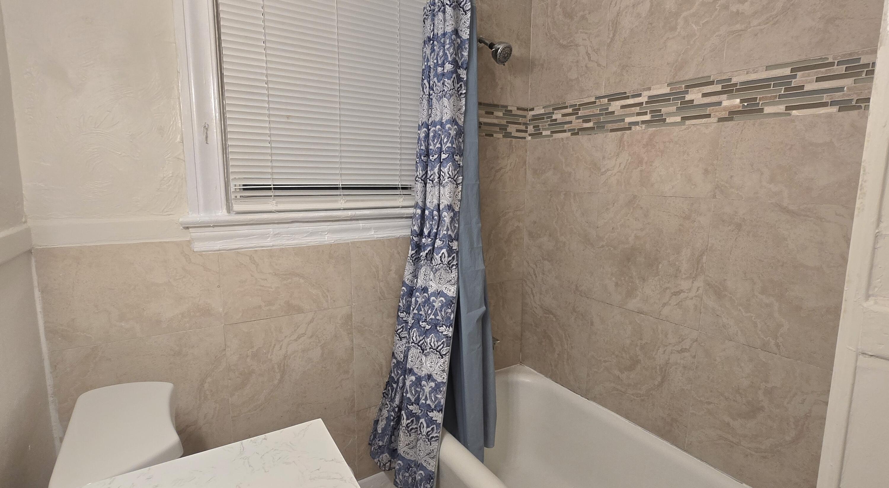 333 Walton Boulevard 3