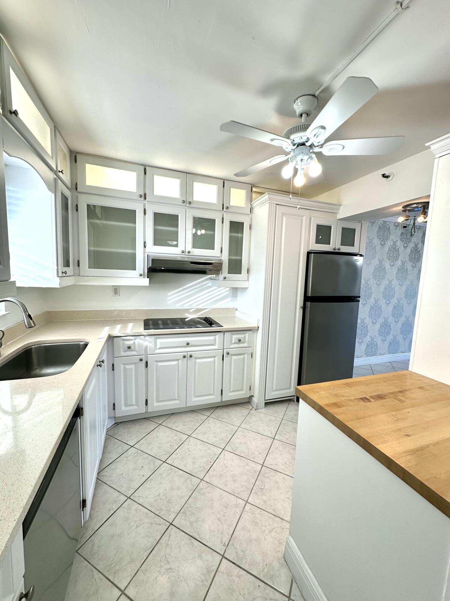 9235 SW 8th Street 306