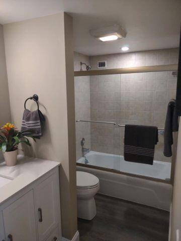 1 Royal Palm Way 204