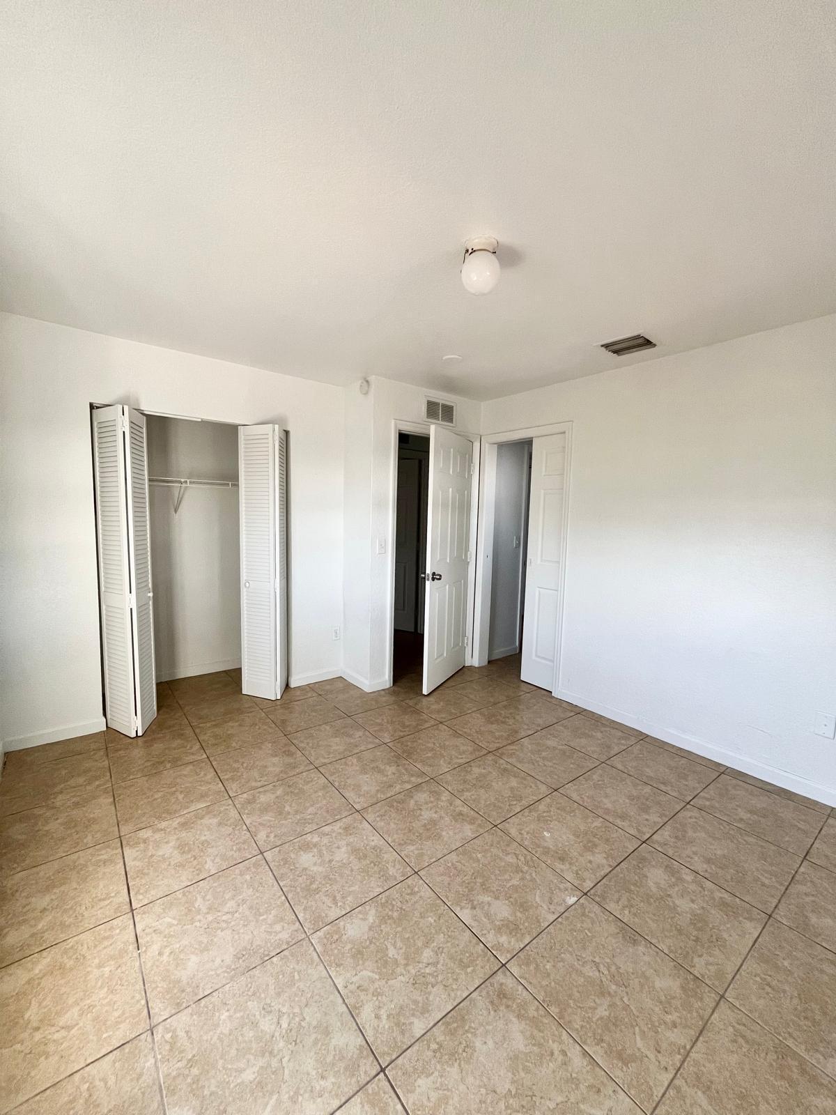 212 SE 1st Terrace SE