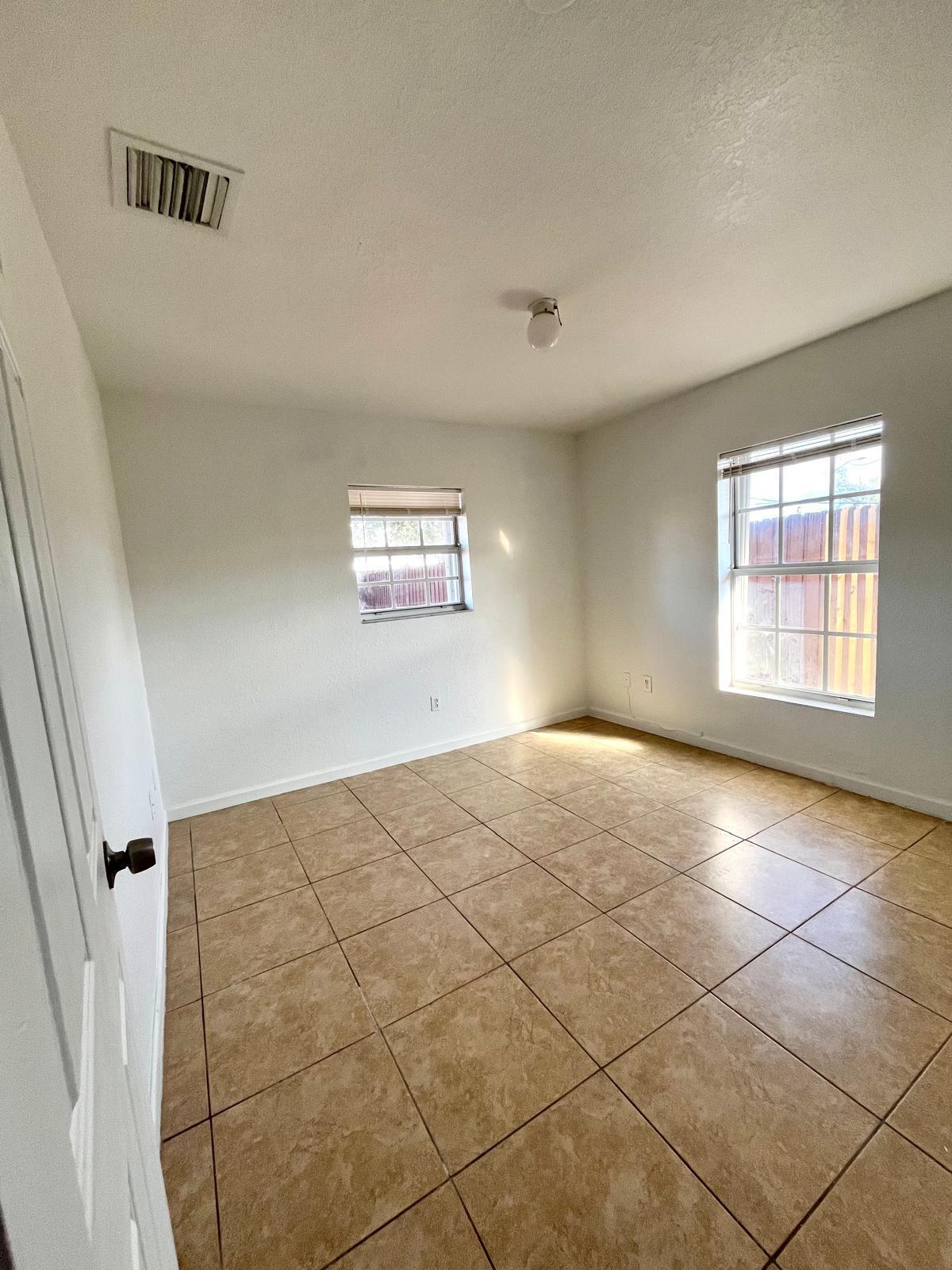 212 SE 1st Terrace SE