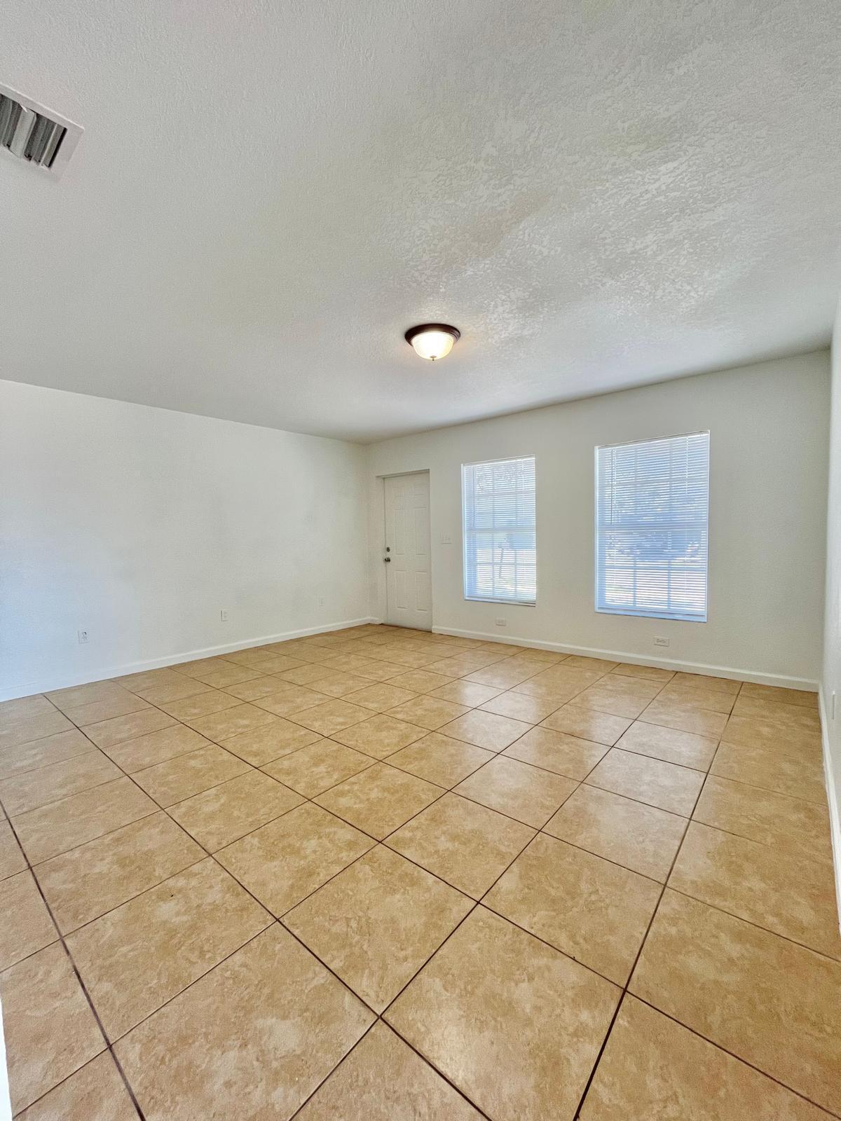 212 SE 1st Terrace SE