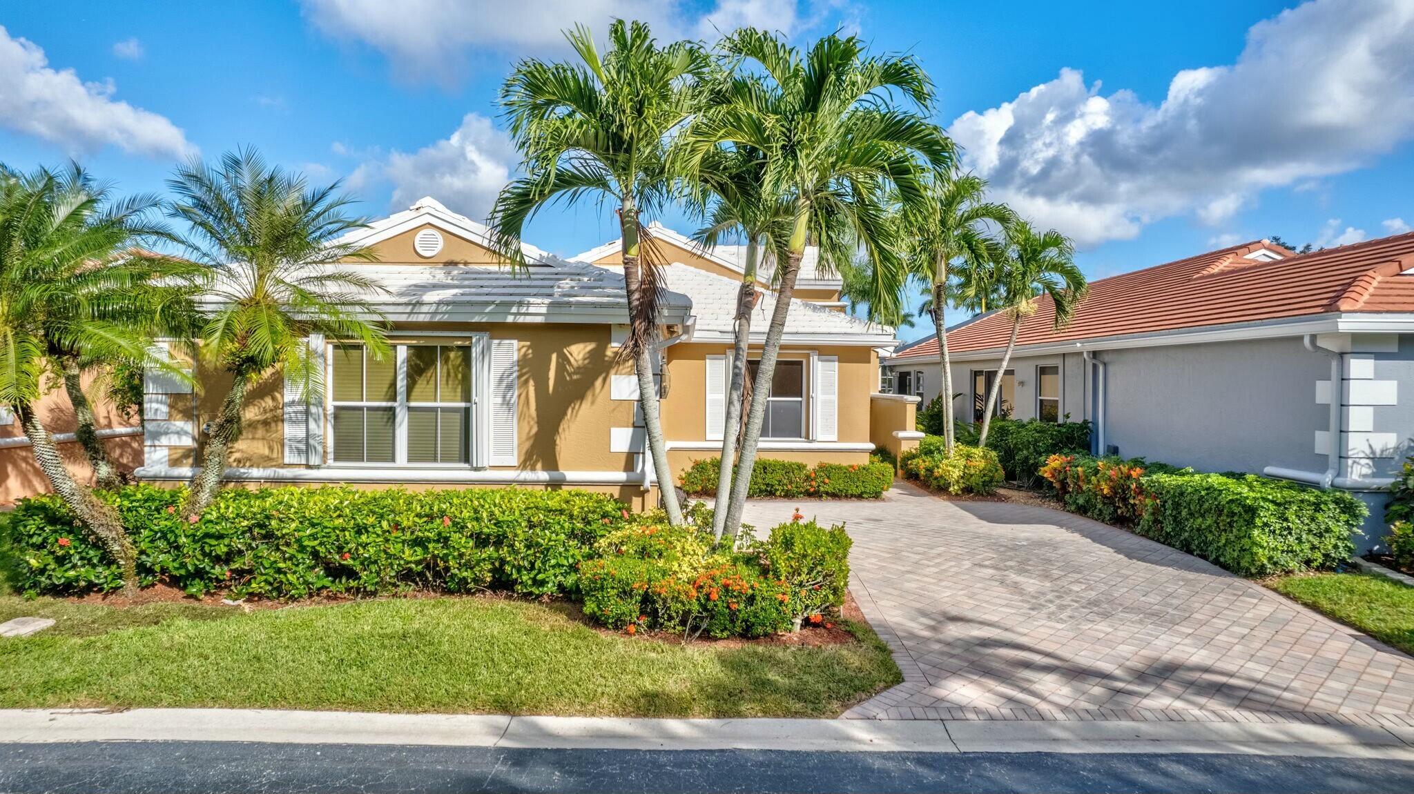 4493 Kensington Park Way