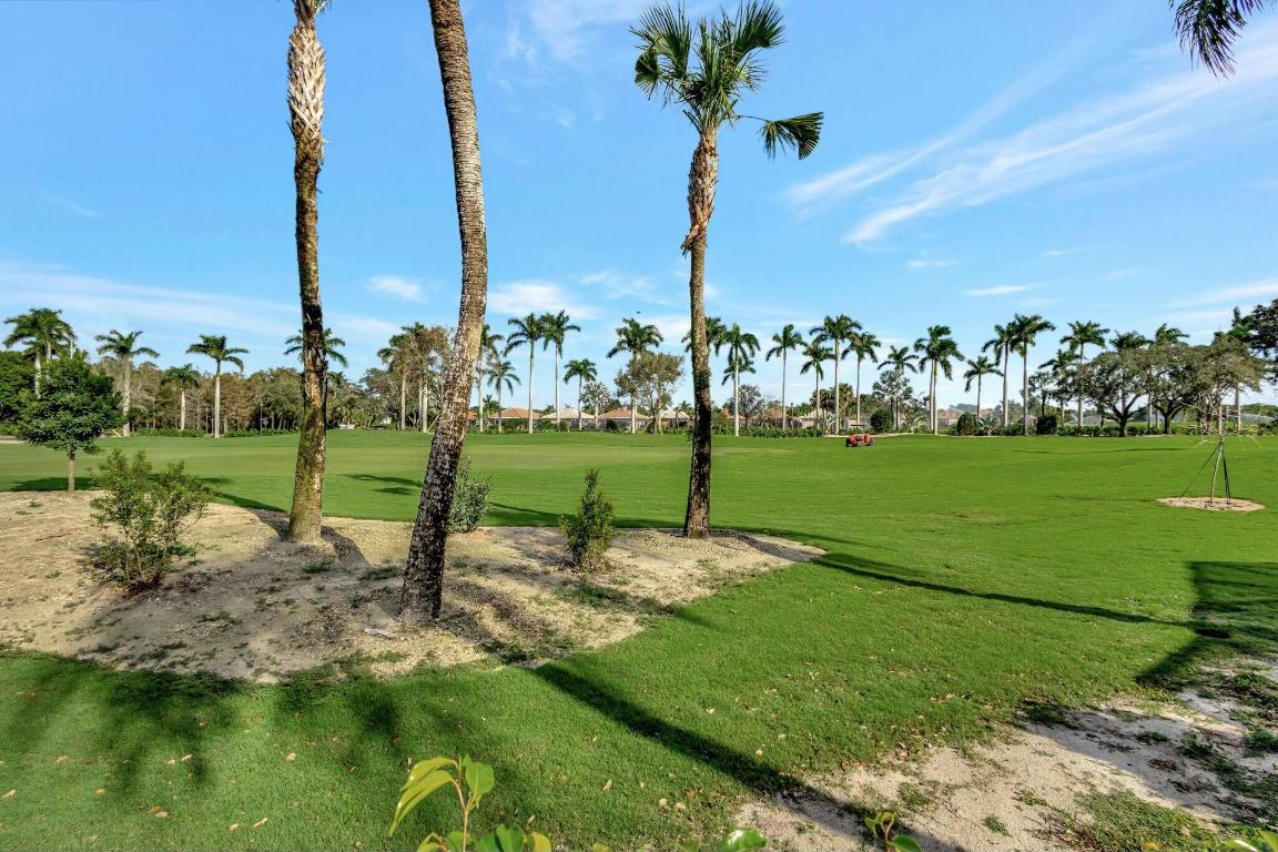 4493 Kensington Park Way