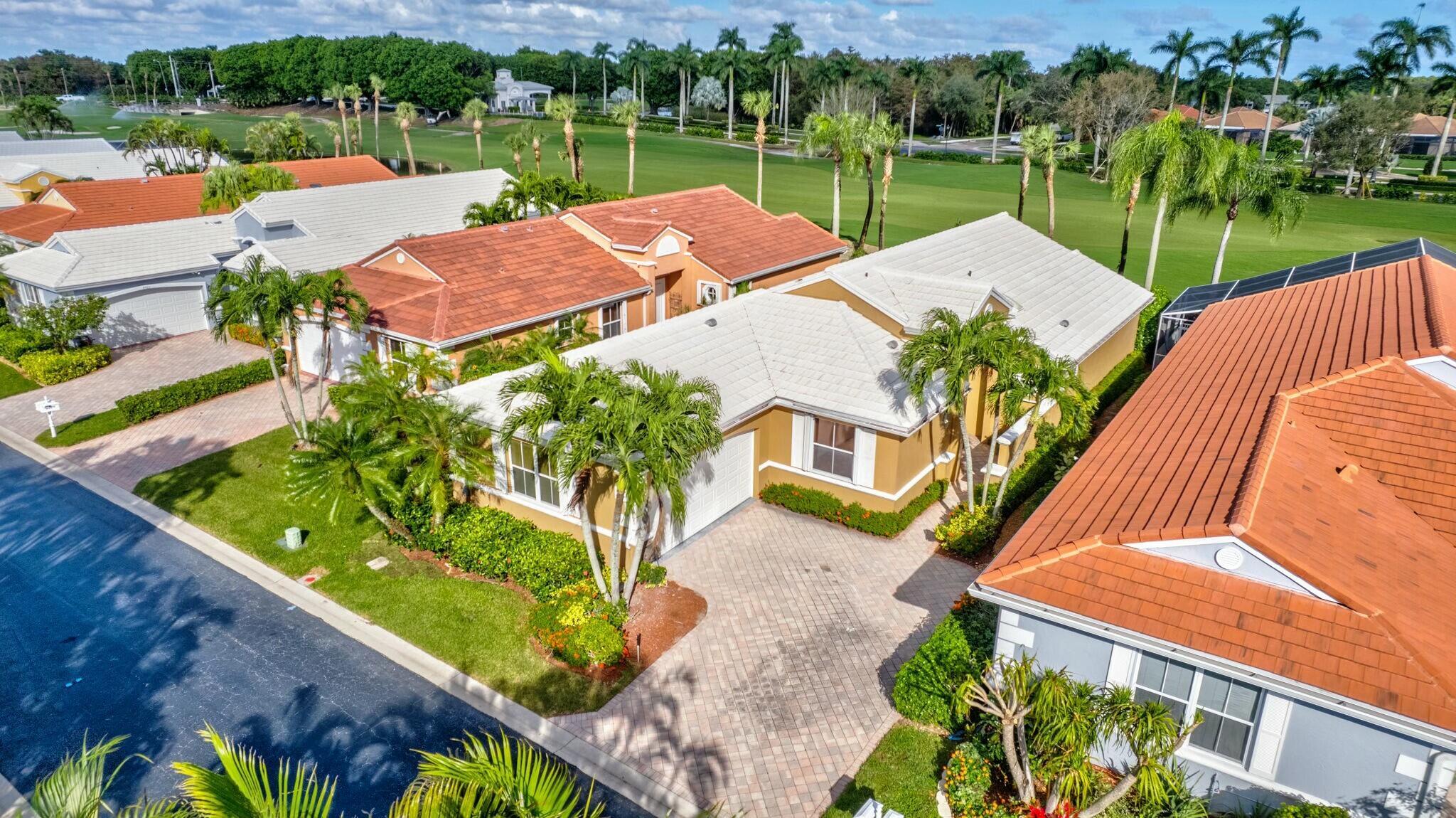 4493 Kensington Park Way