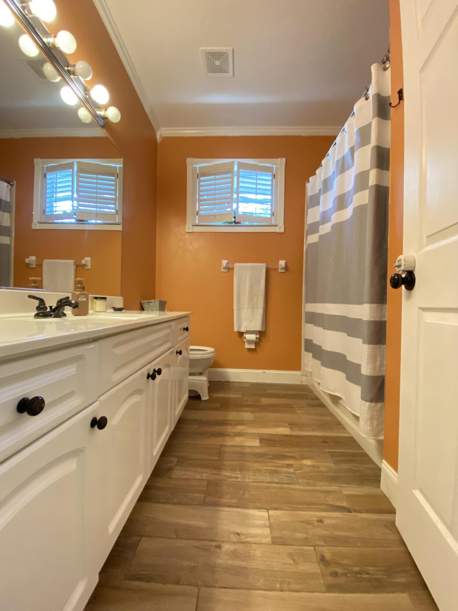 109 SE 31st Avenue