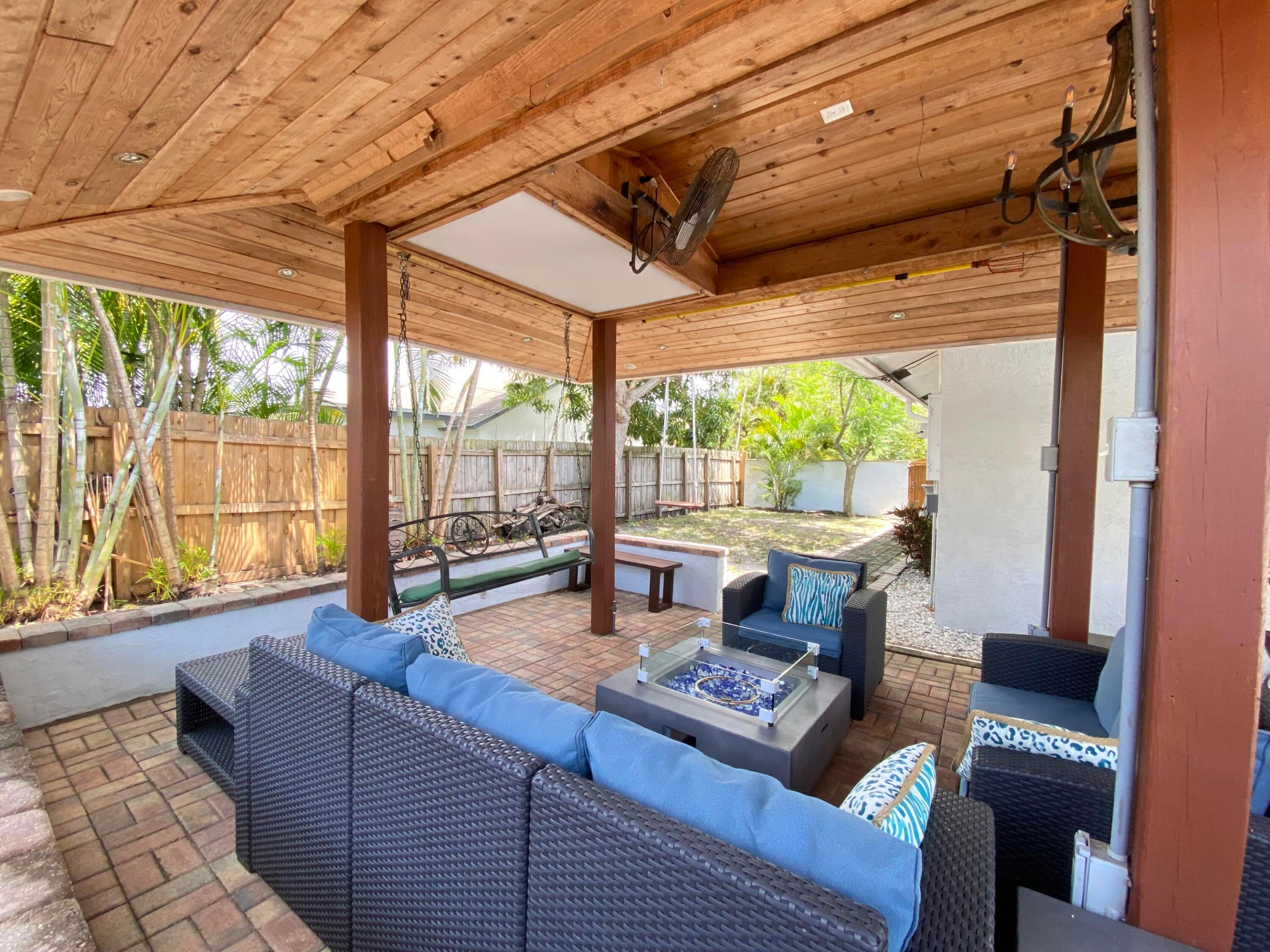 109 SE 31st Avenue