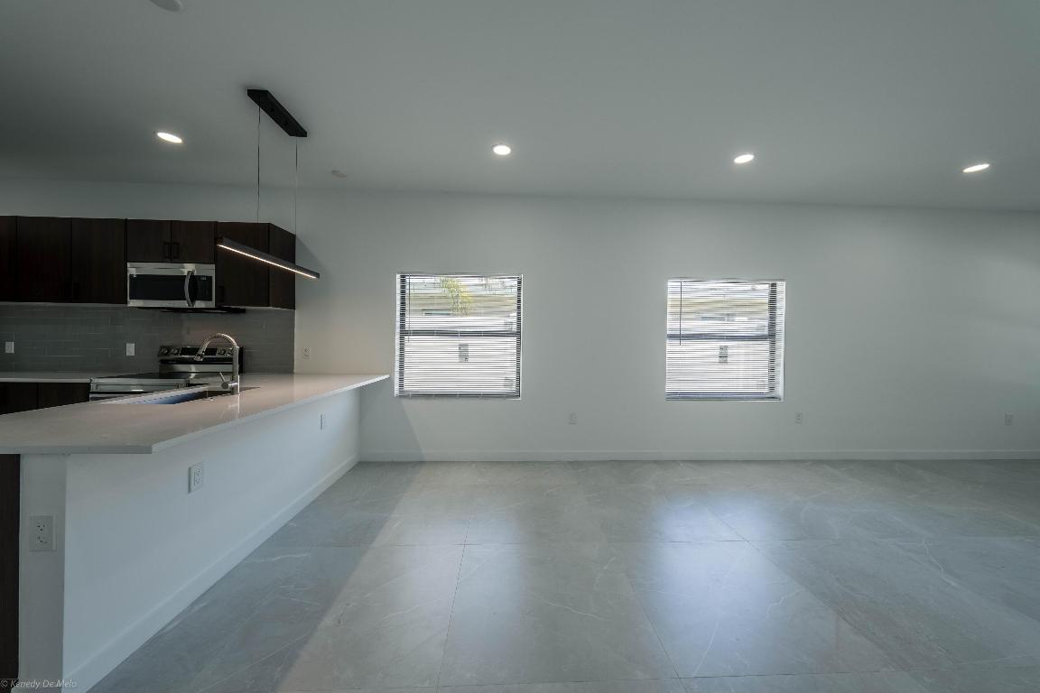 534 NW 12th Avenue, Boynton Beach