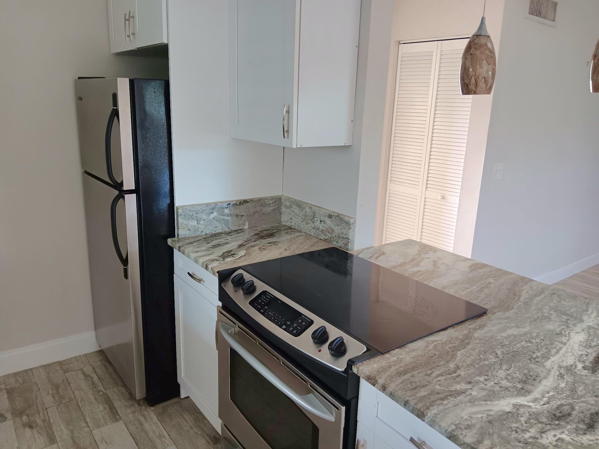 115 SW 1st Avenue 6