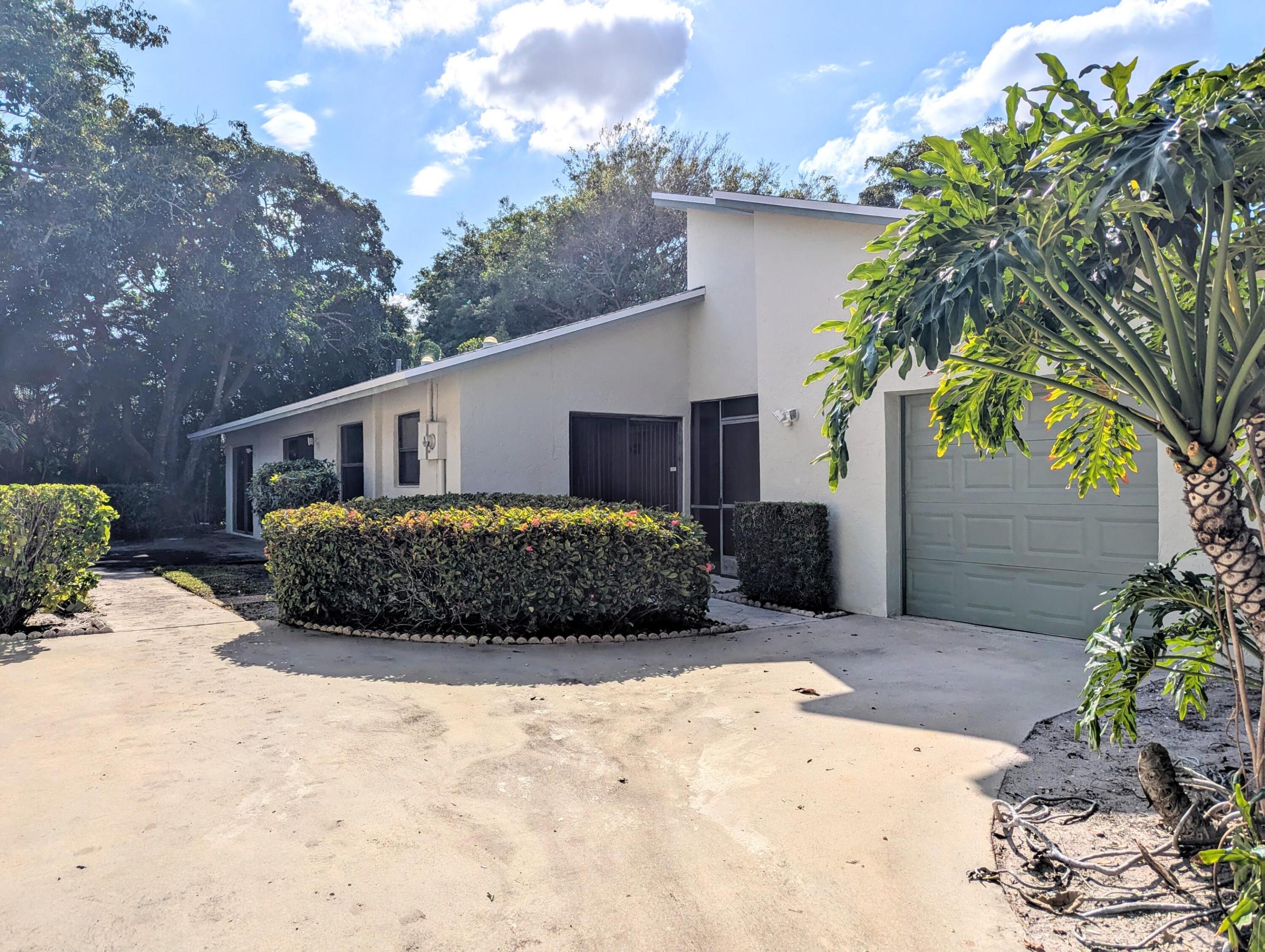 2454 NW 9th Street