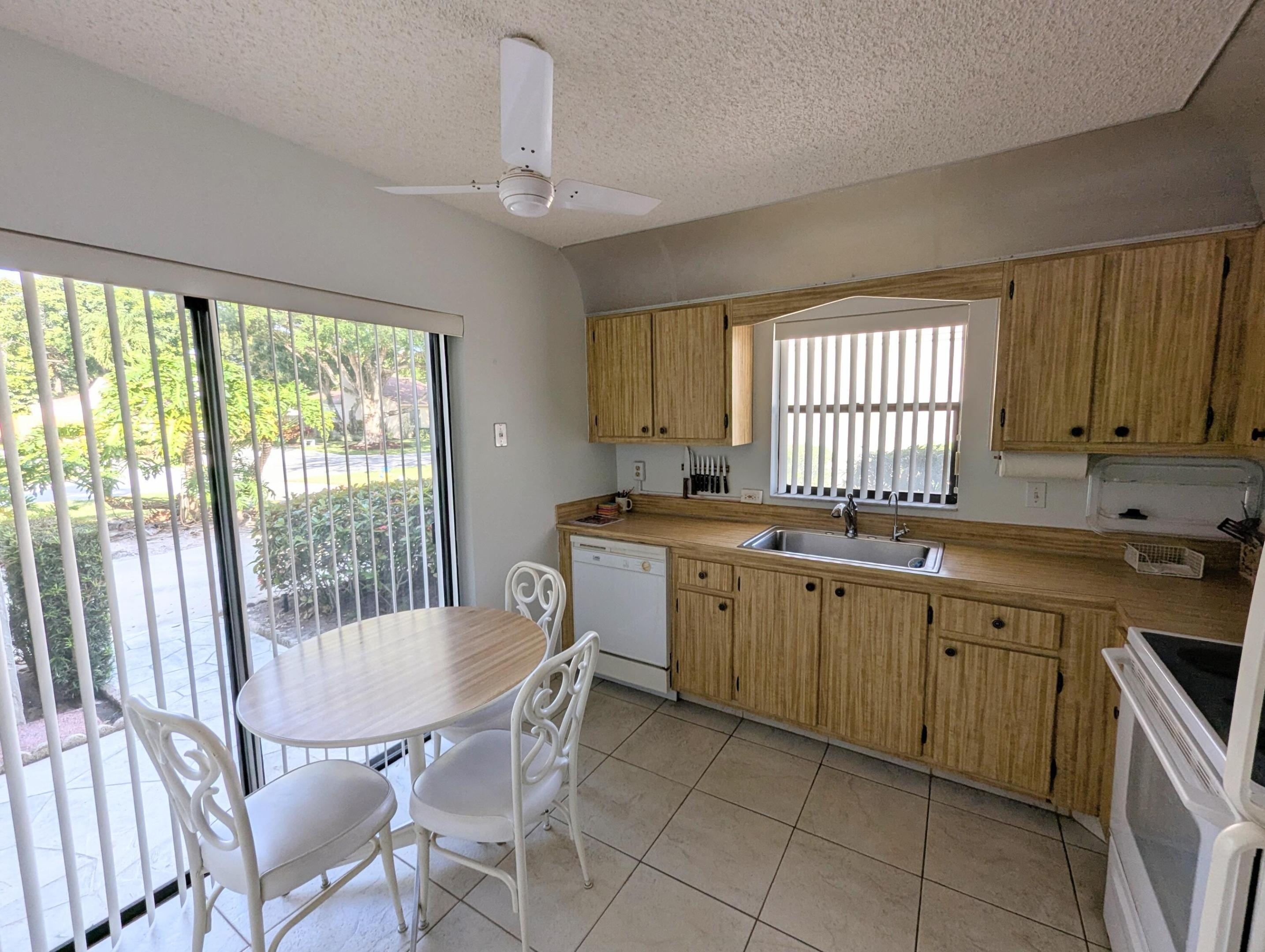 2454 NW 9th Street