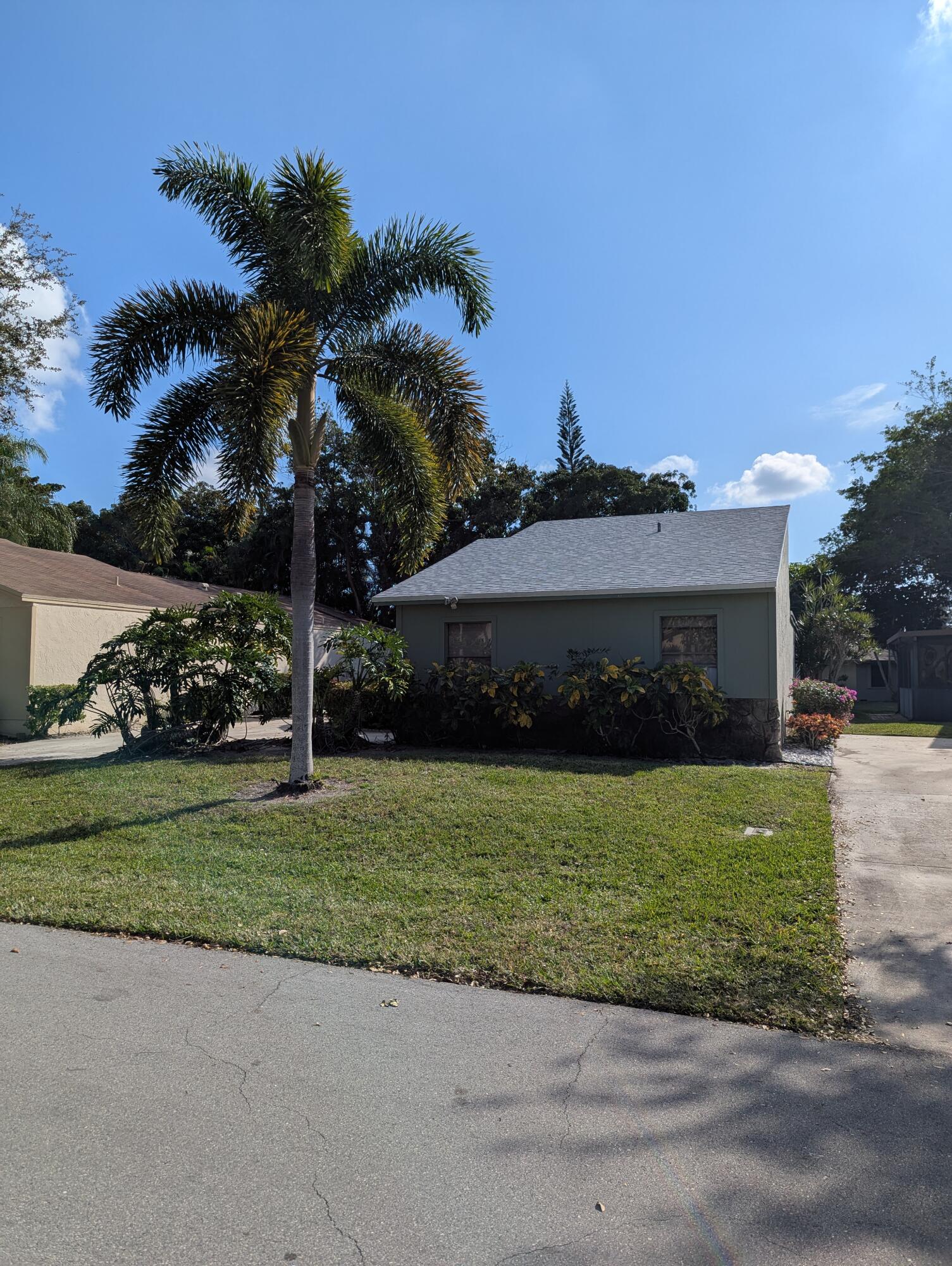 2454 NW 9th Street