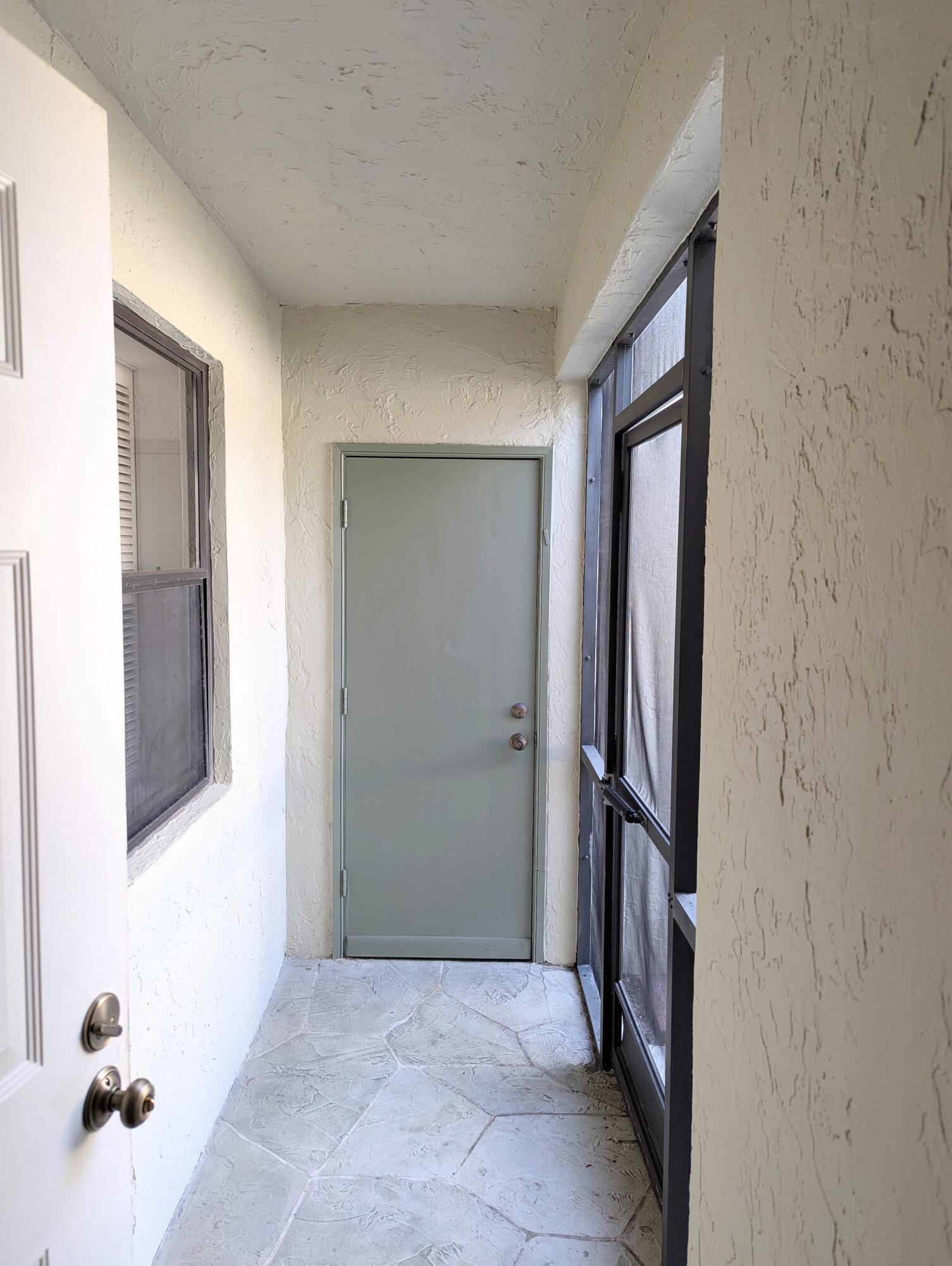 2454 NW 9th Street