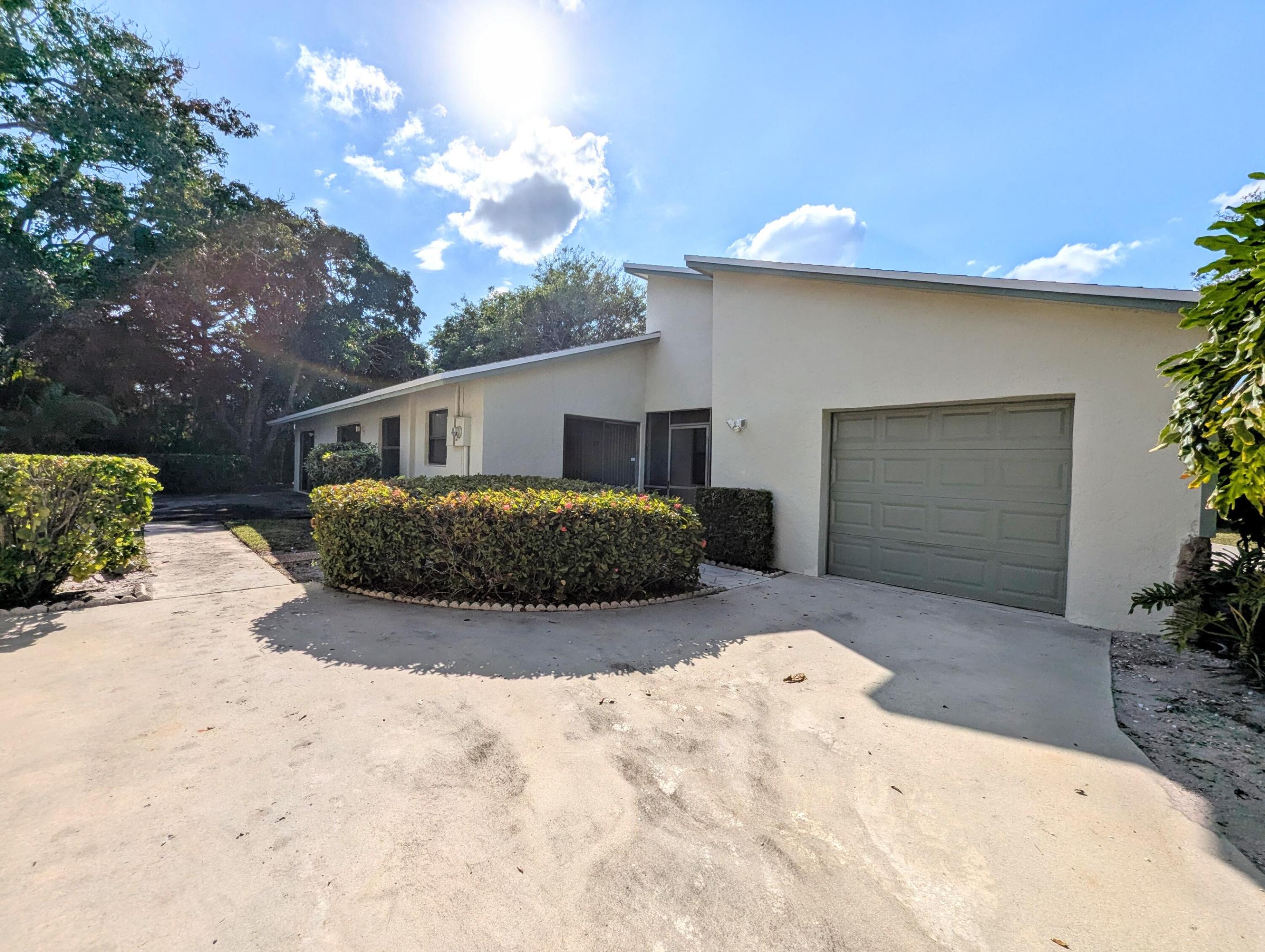 2454 NW 9th Street