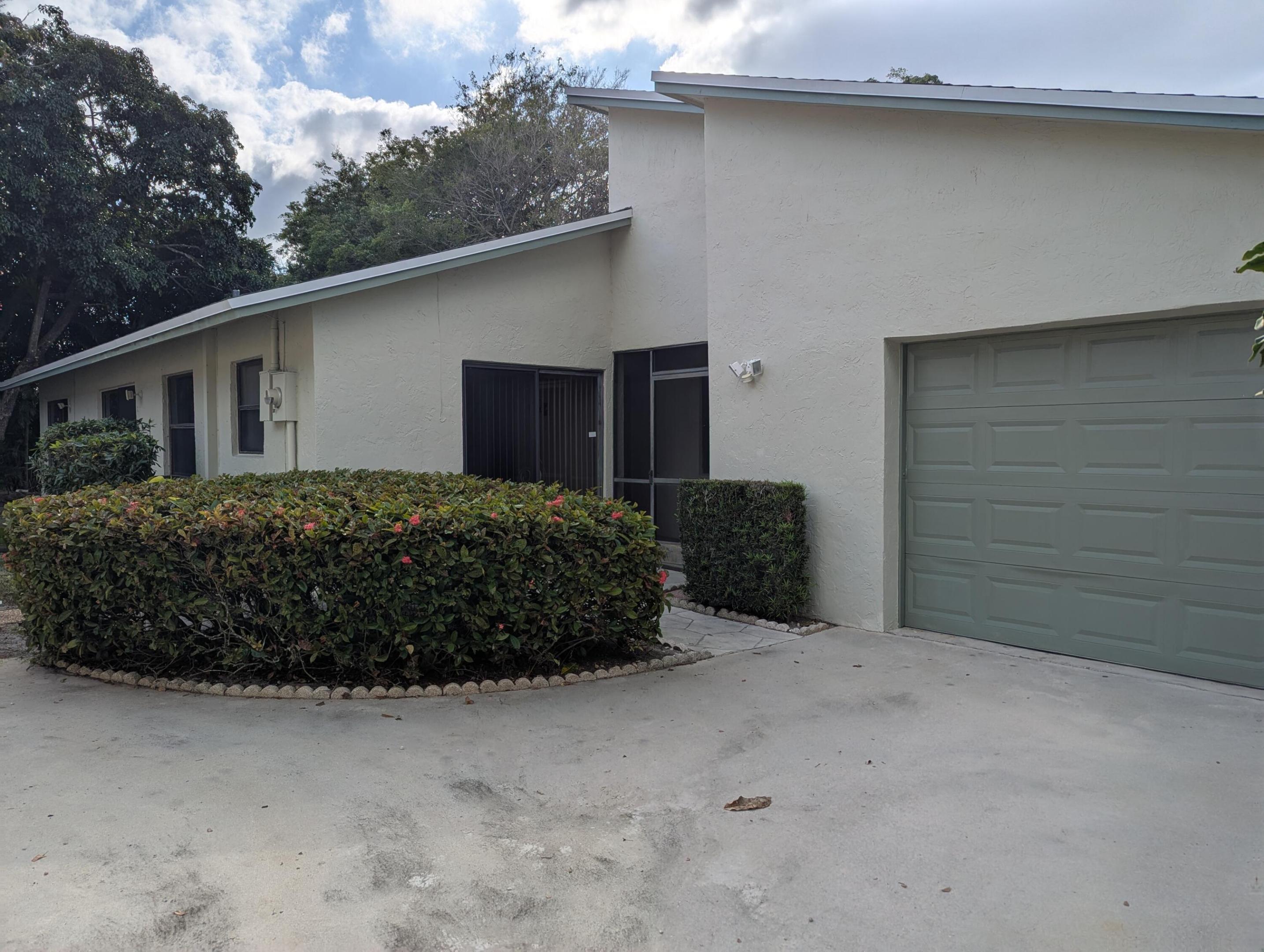 2454 NW 9th Street