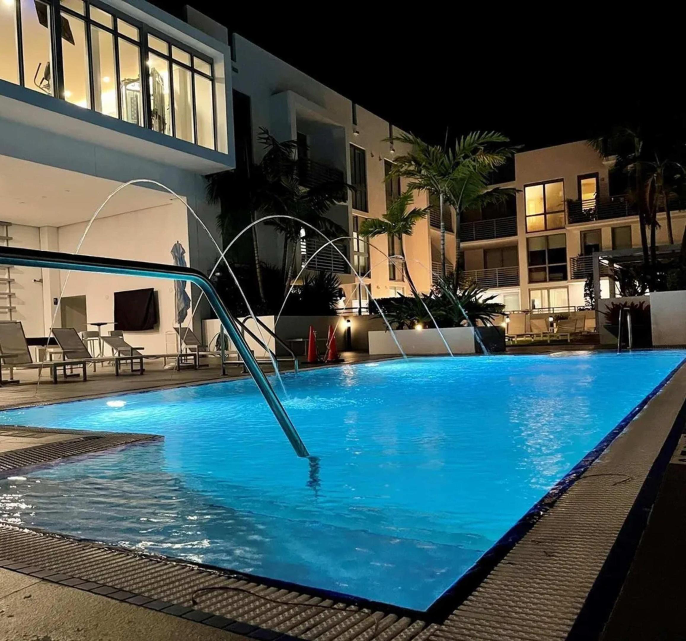 111 SE 1st Avenue 404