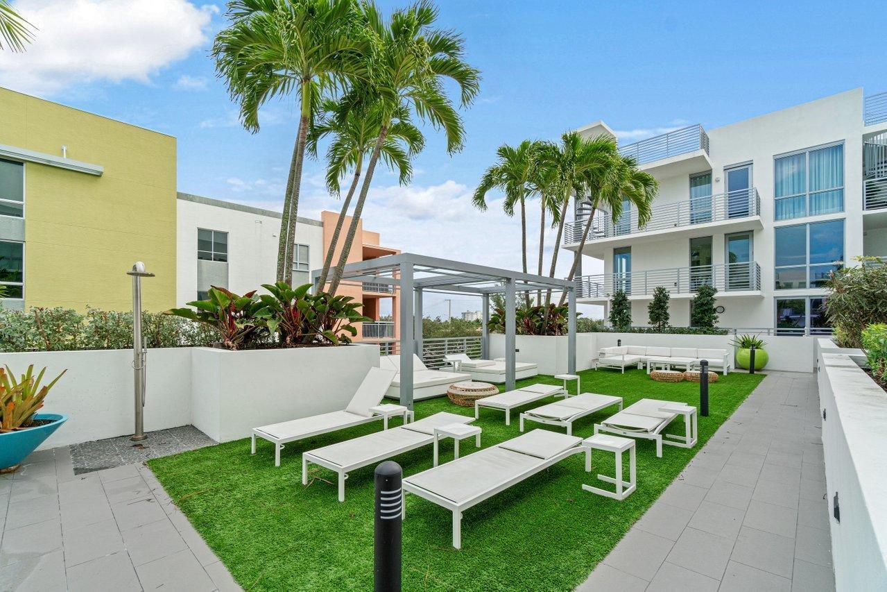 111 SE 1st Avenue 404