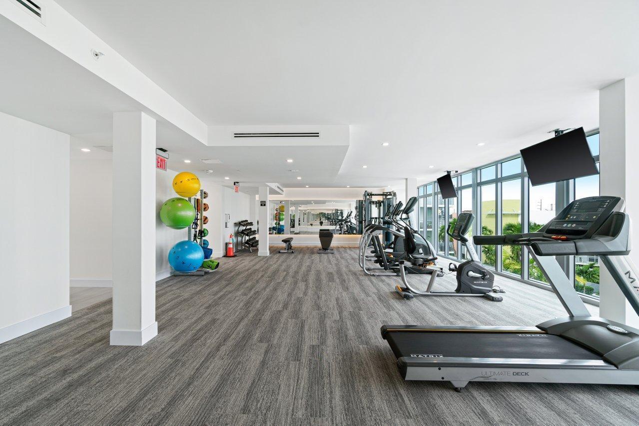 111 SE 1st Avenue 404