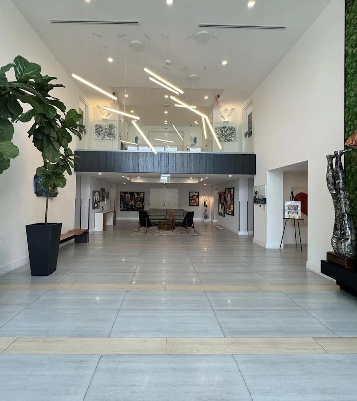 111 SE 1st Avenue 404