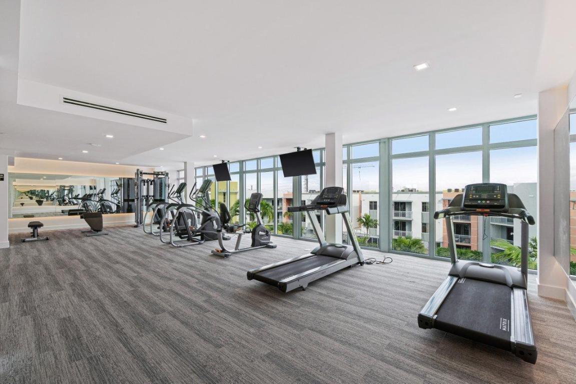 111 SE 1st Avenue 404