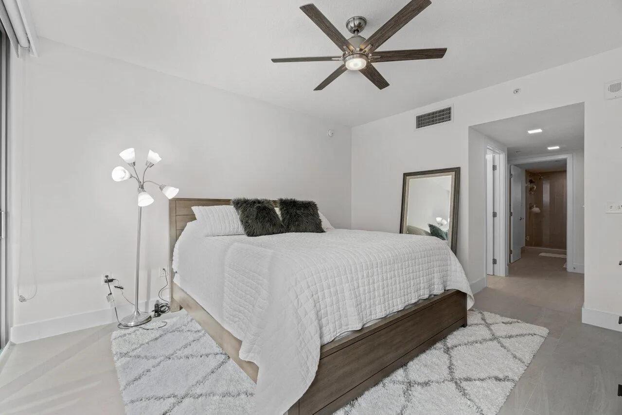 111 SE 1st Avenue 404