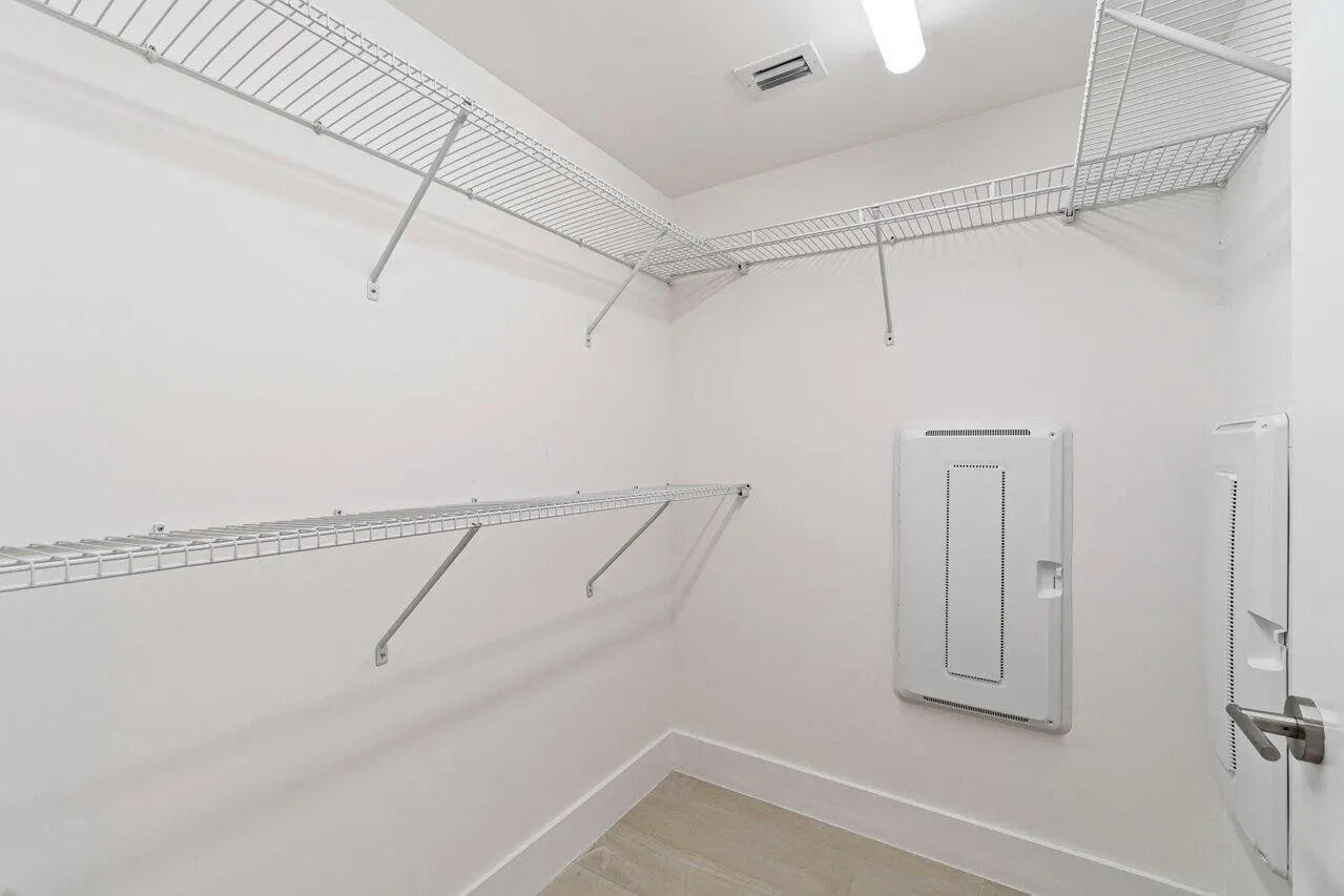 111 SE 1st Avenue 404