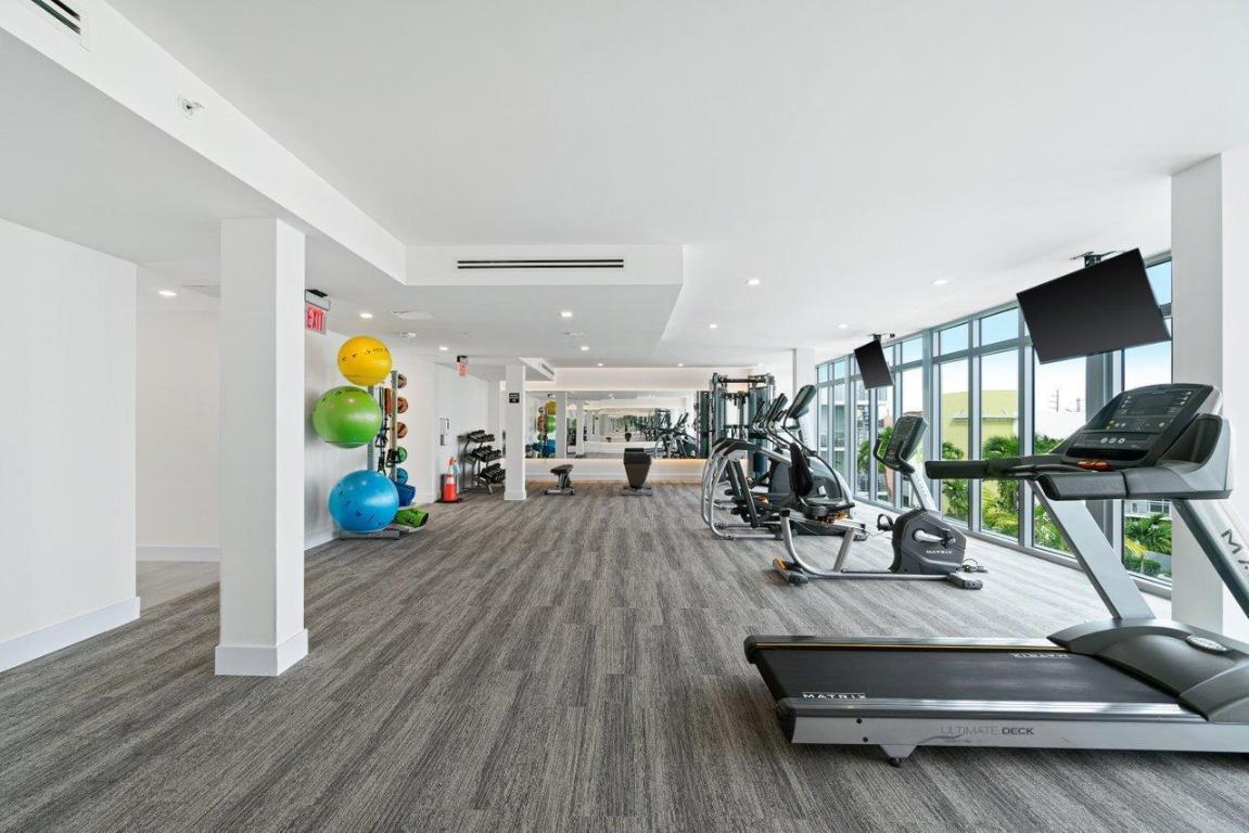 111 SE 1st Avenue 404