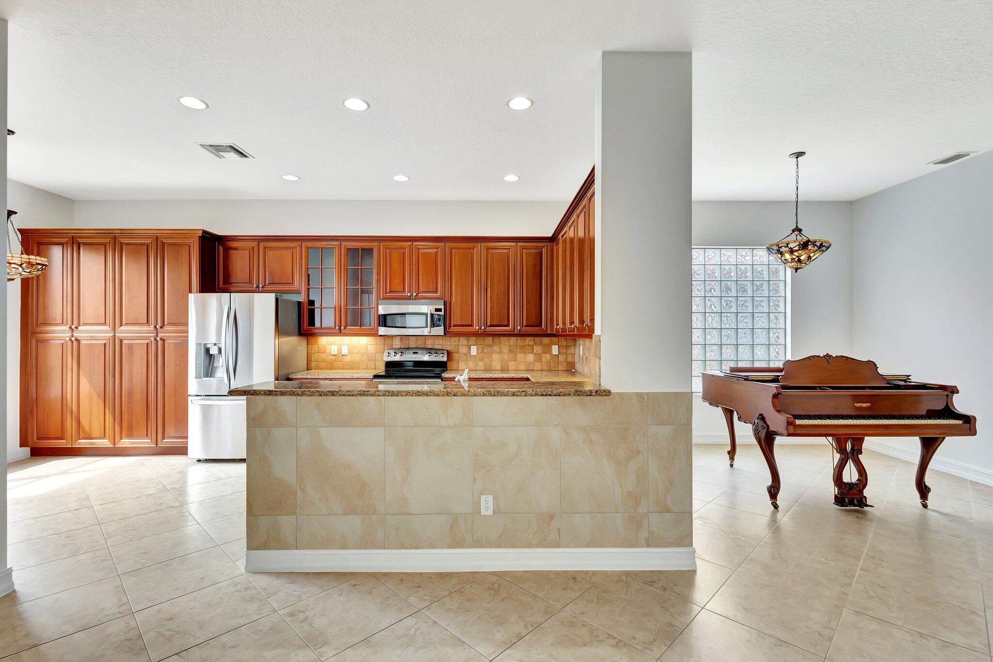 10623 Silverton Lane