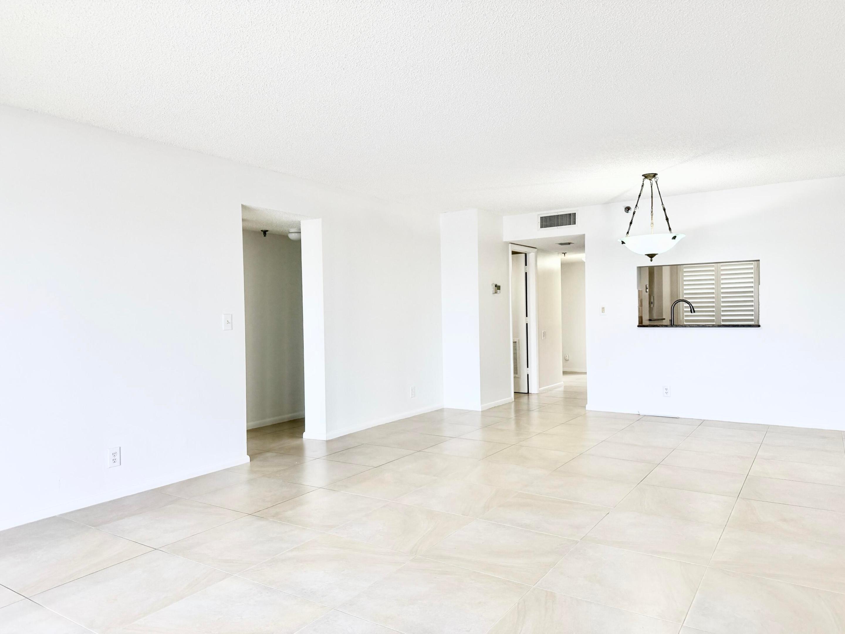 14425 Strathmore Lane 302