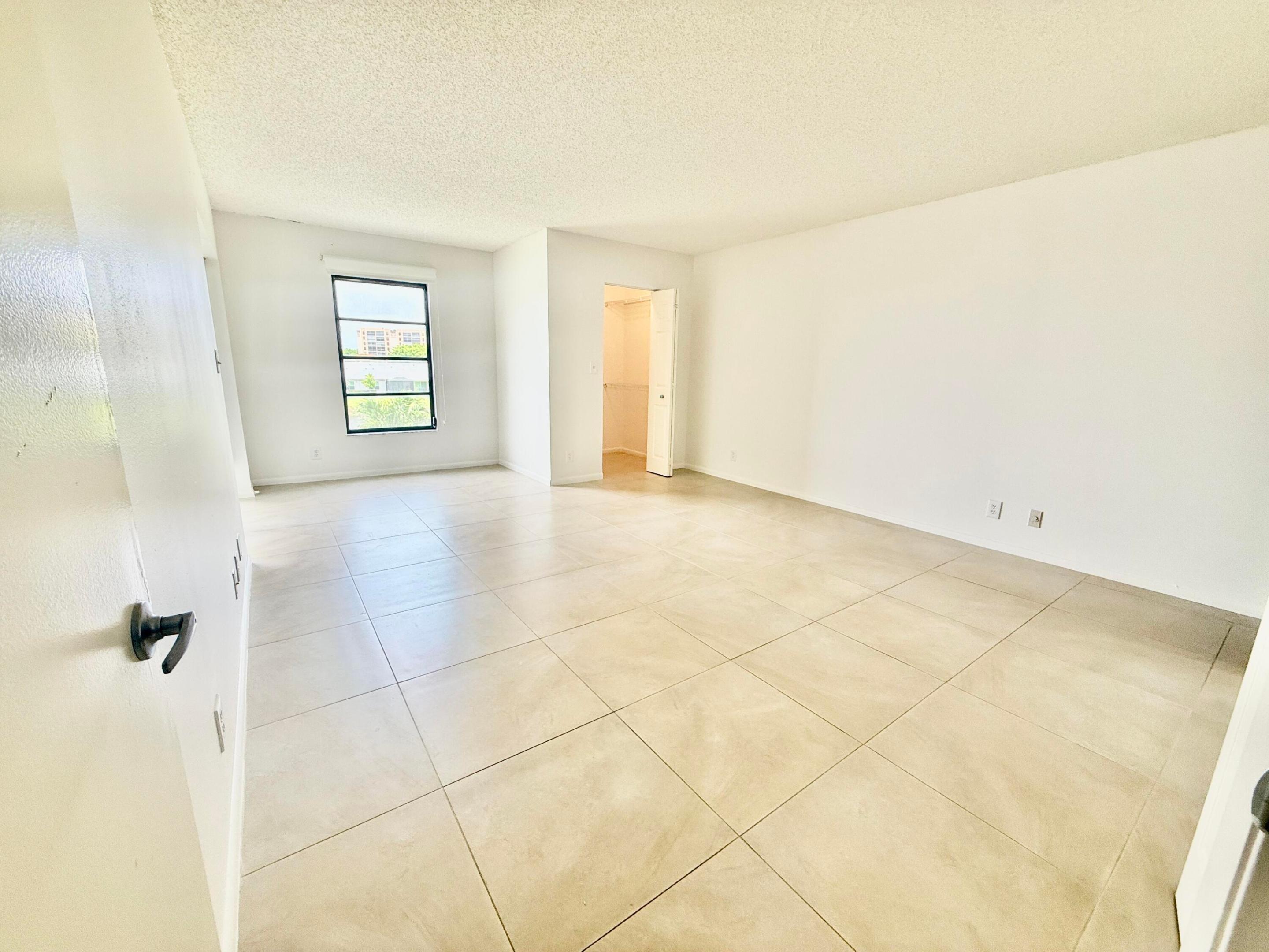 14425 Strathmore Lane 302