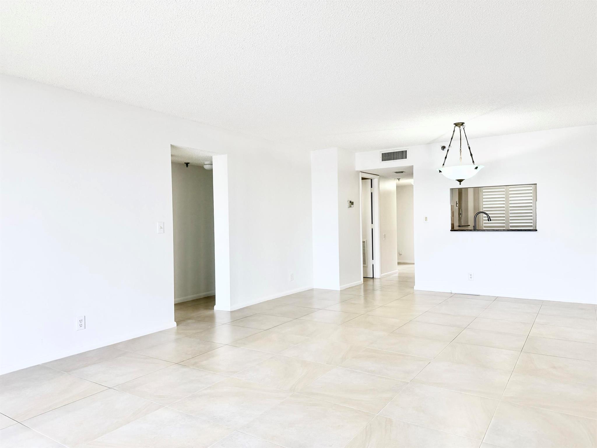 14425 Strathmore Lane 302