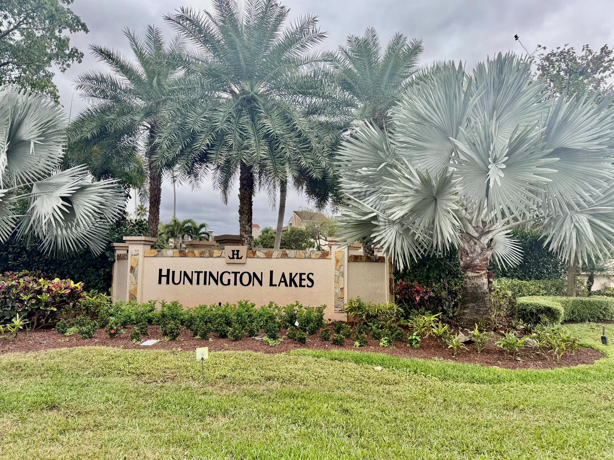 14425 Strathmore Lane 302