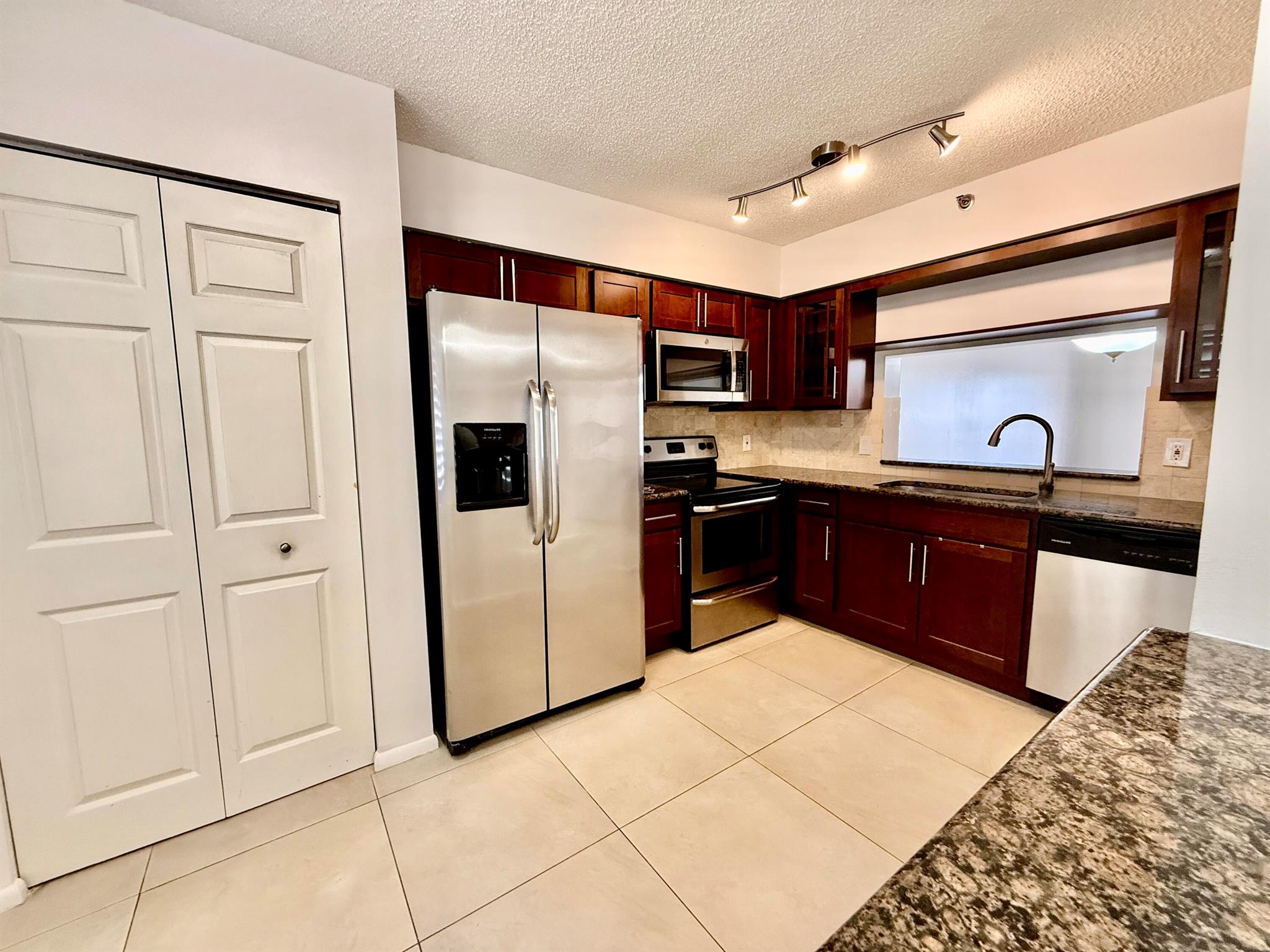 14425 Strathmore Lane 302