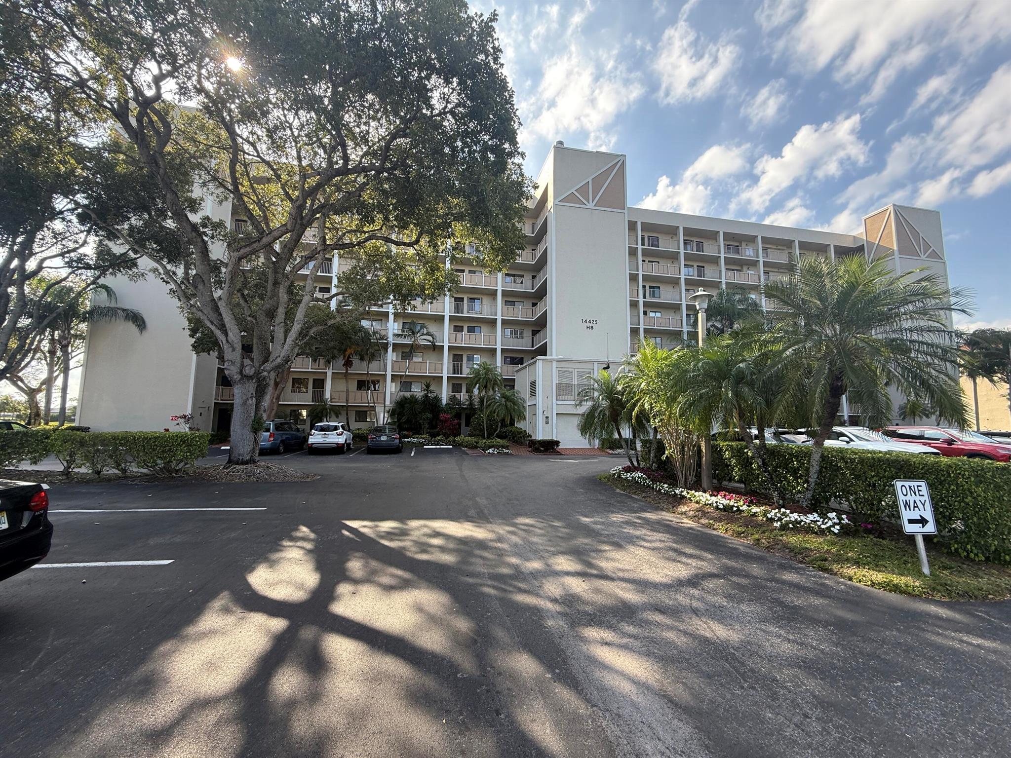 14425 Strathmore Lane 302