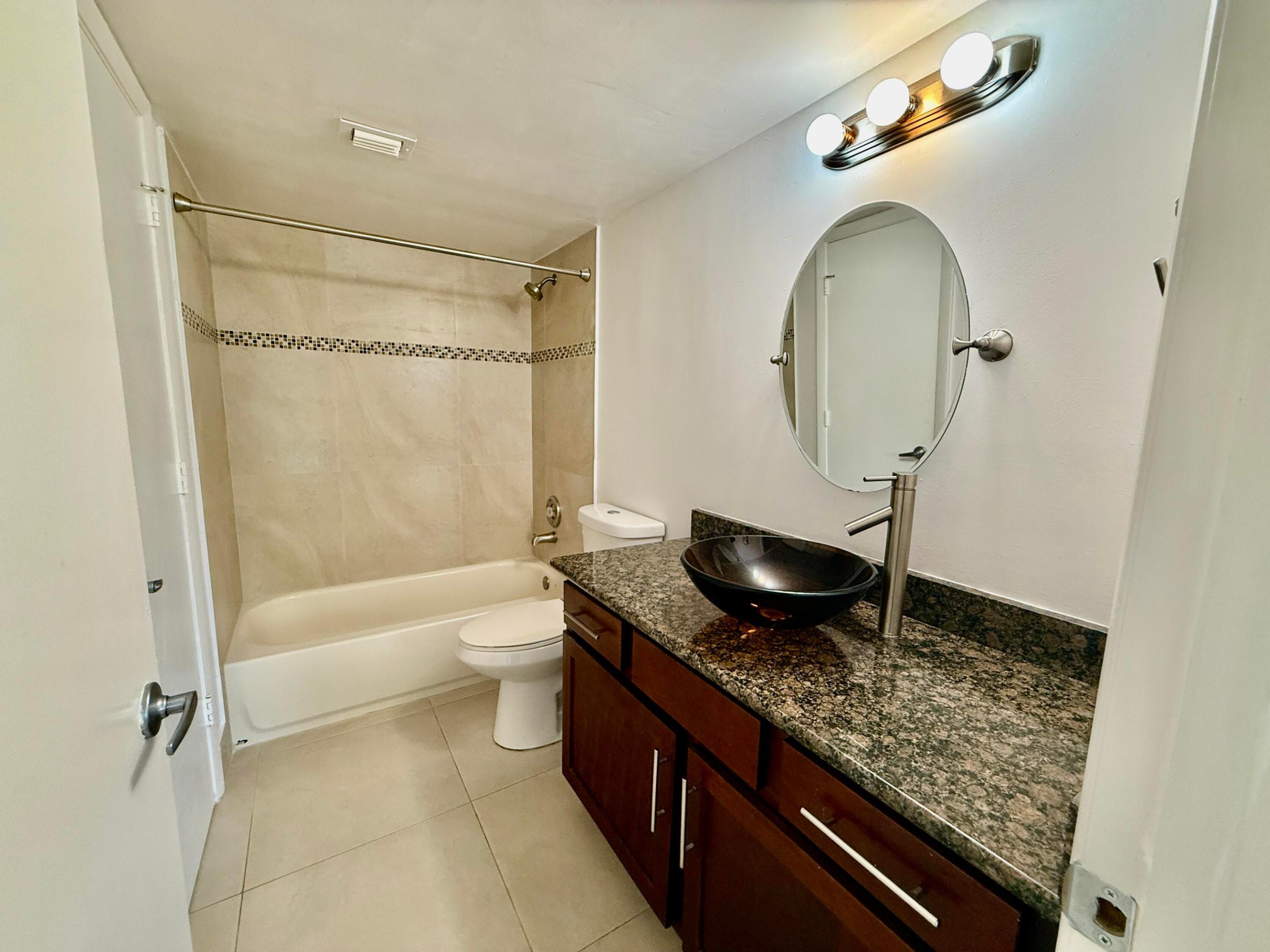 14425 Strathmore Lane 302