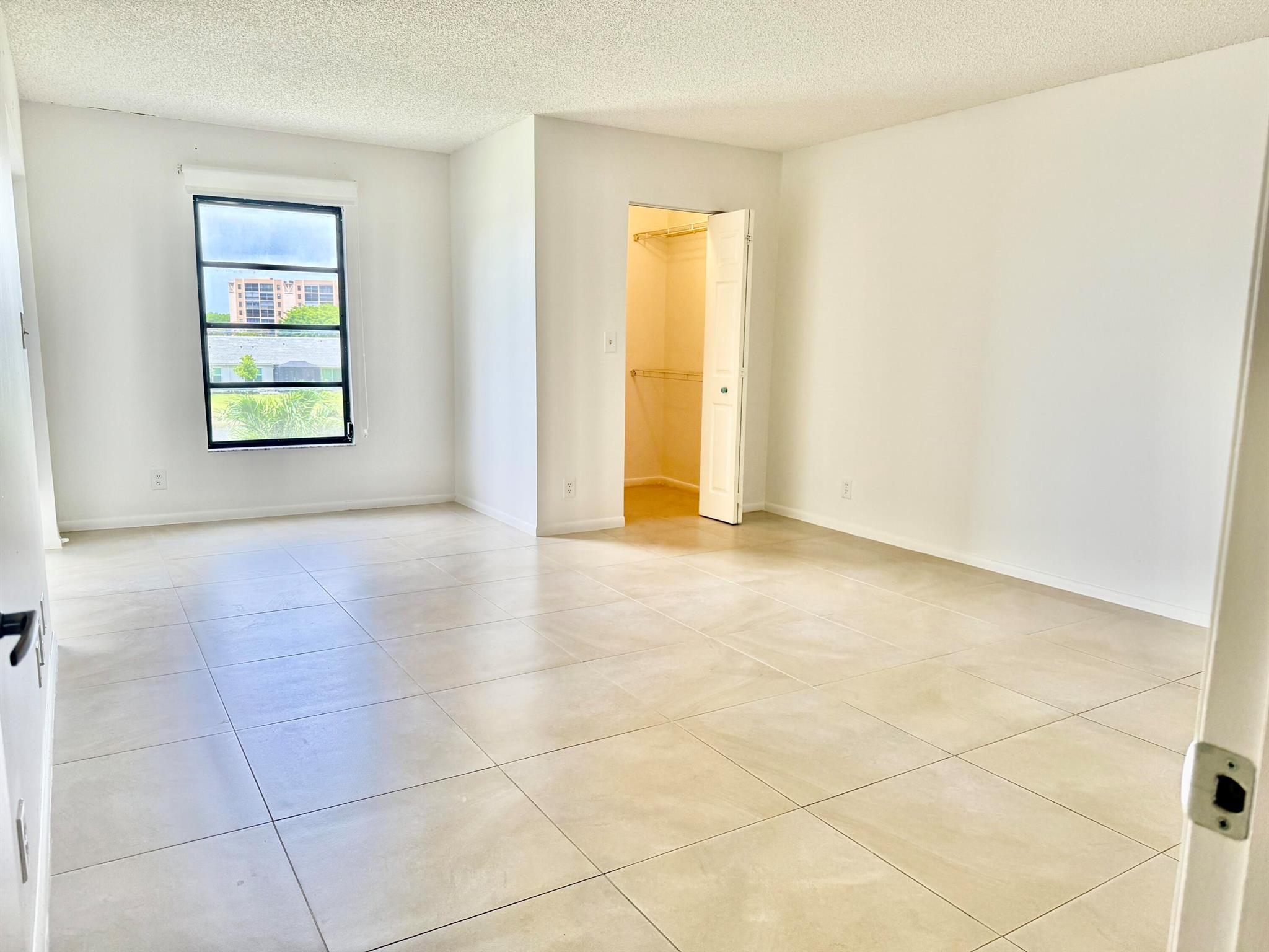 14425 Strathmore Lane 302