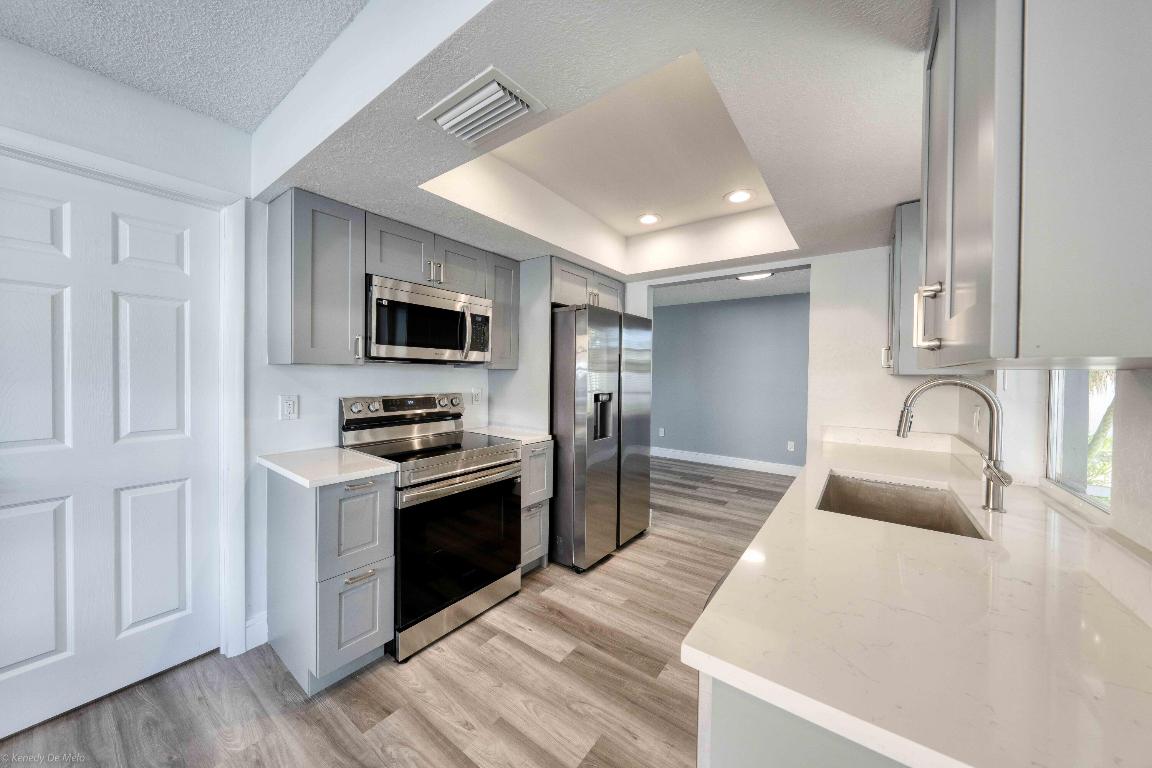 22659 SW 65 Avenue, Boca Raton