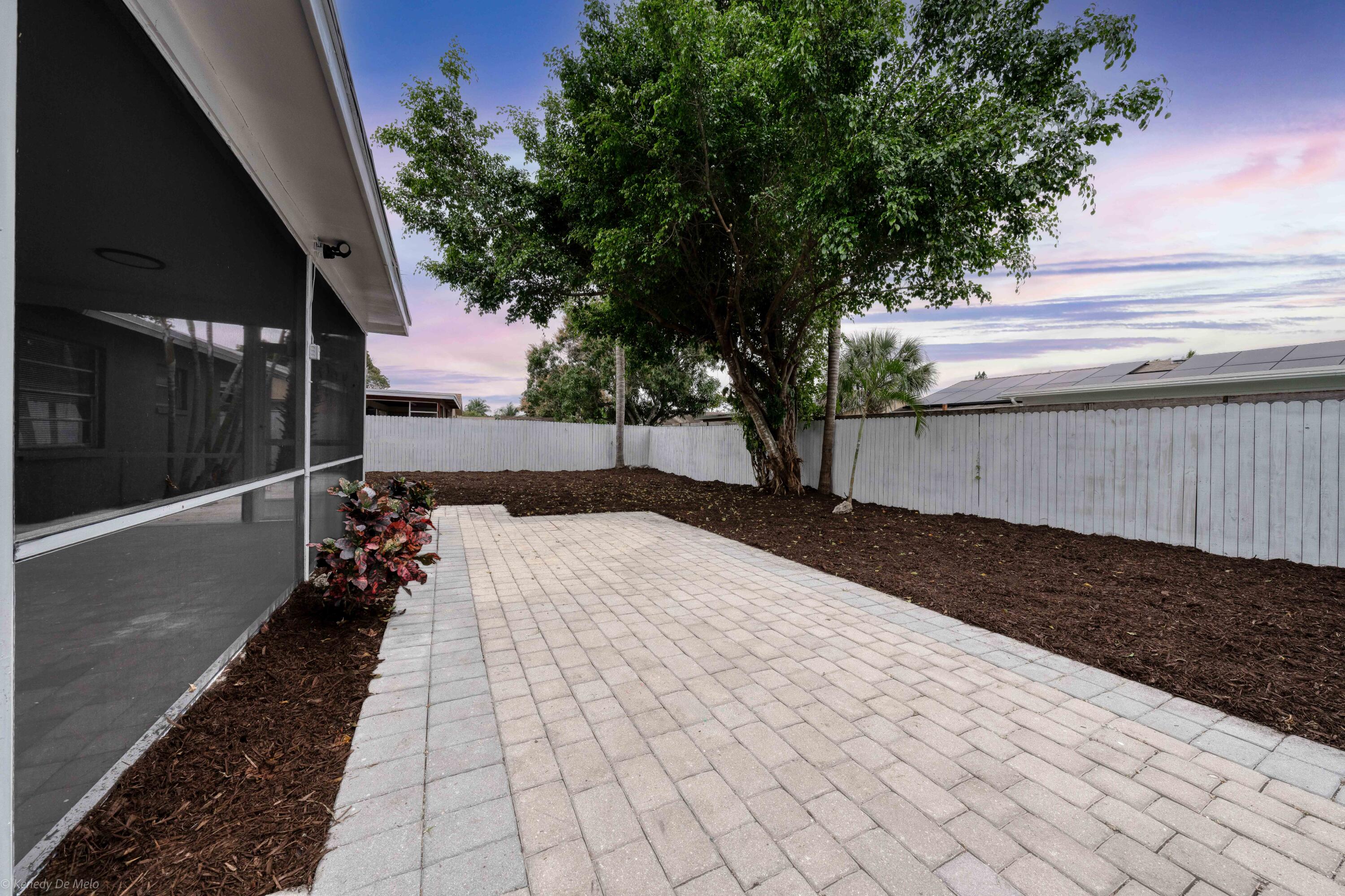 22659 SW 65 Avenue, Boca Raton