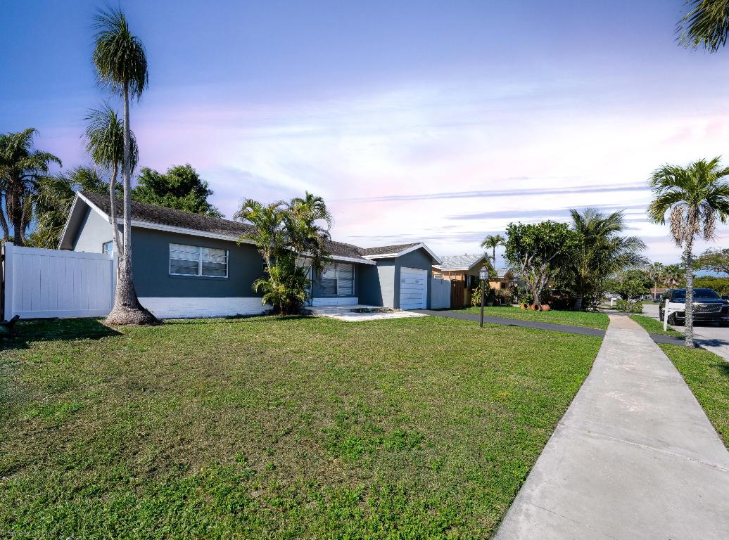 22659 SW 65 Avenue, Boca Raton