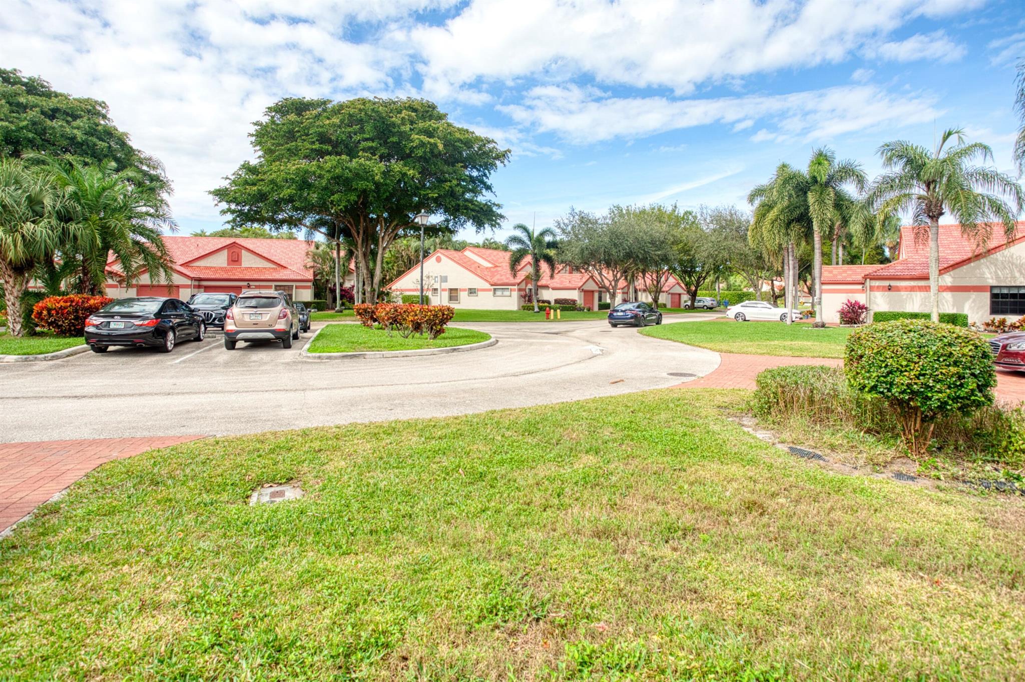 7580 Lexington Club Boulevard A