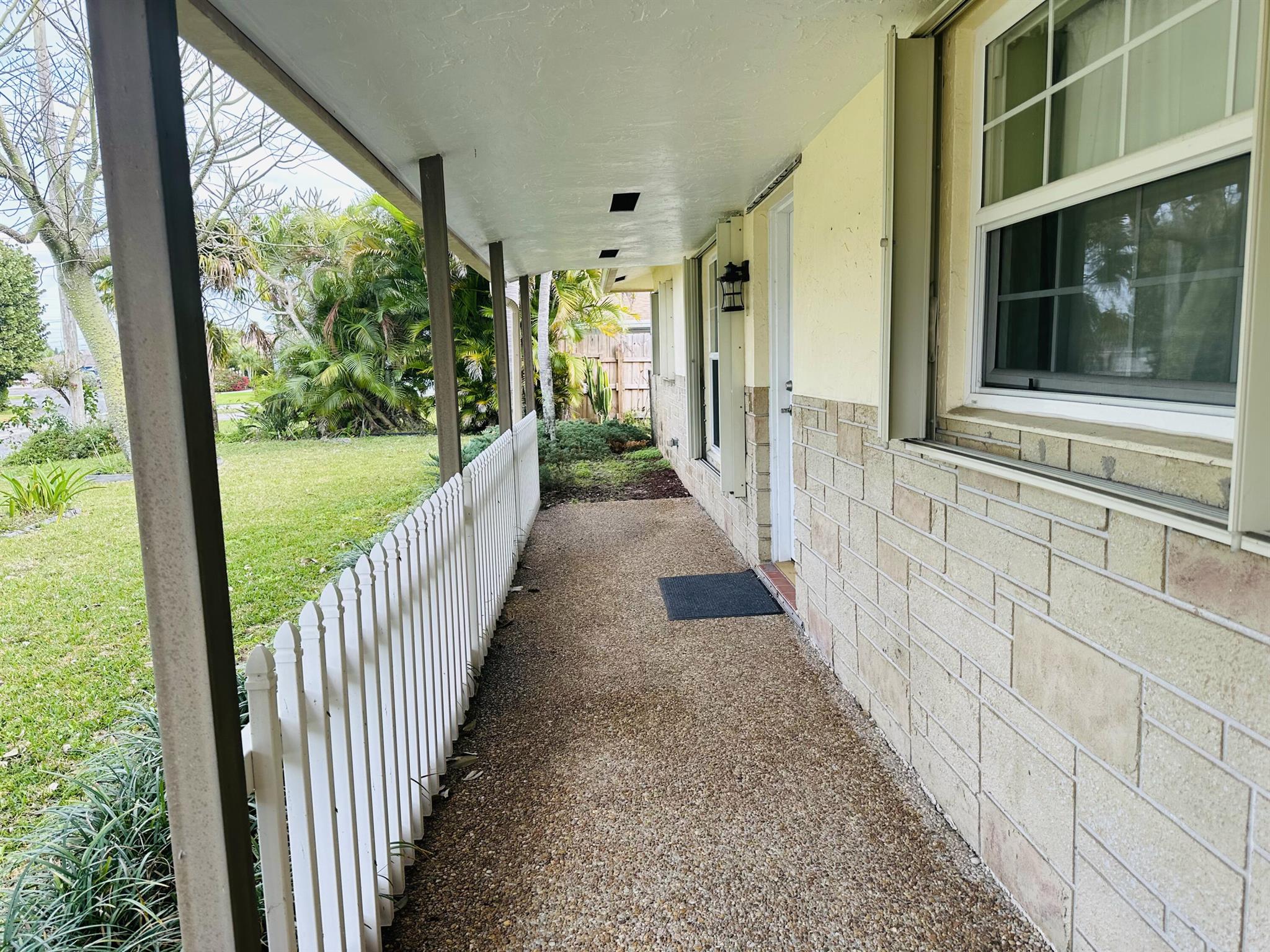 1043 Coral Drive