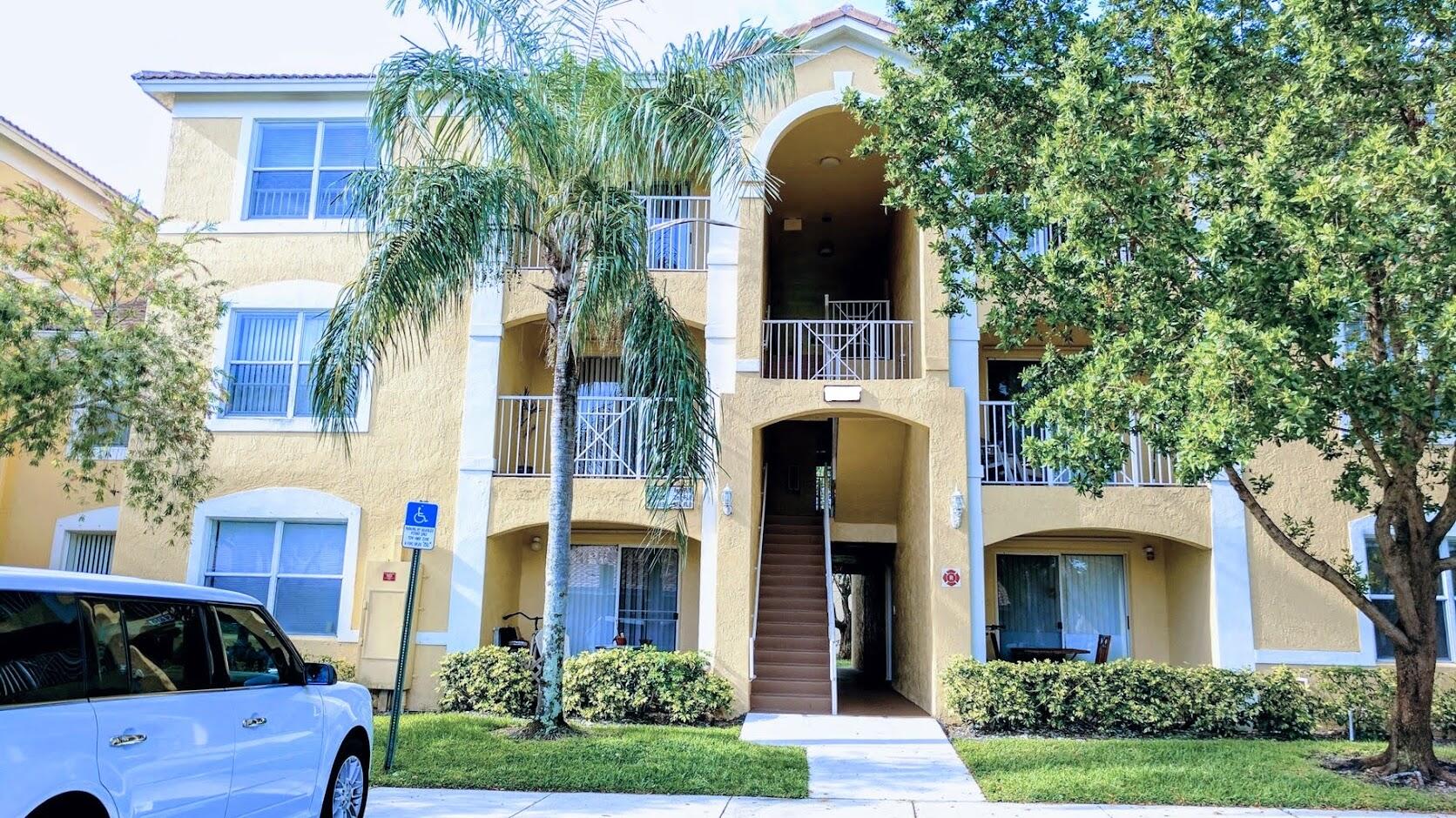 5580 NW 61 Street 623, Coconut Creek Unit: 623
