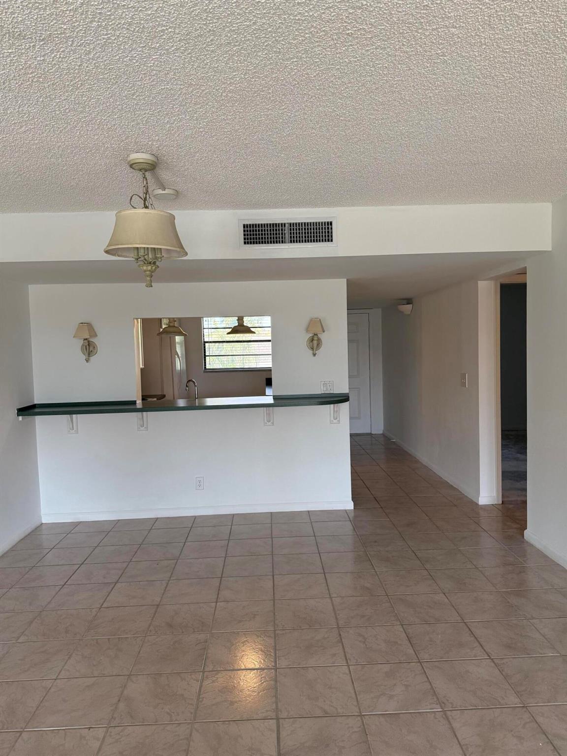 555 Banyan Tree Lane Lane 304